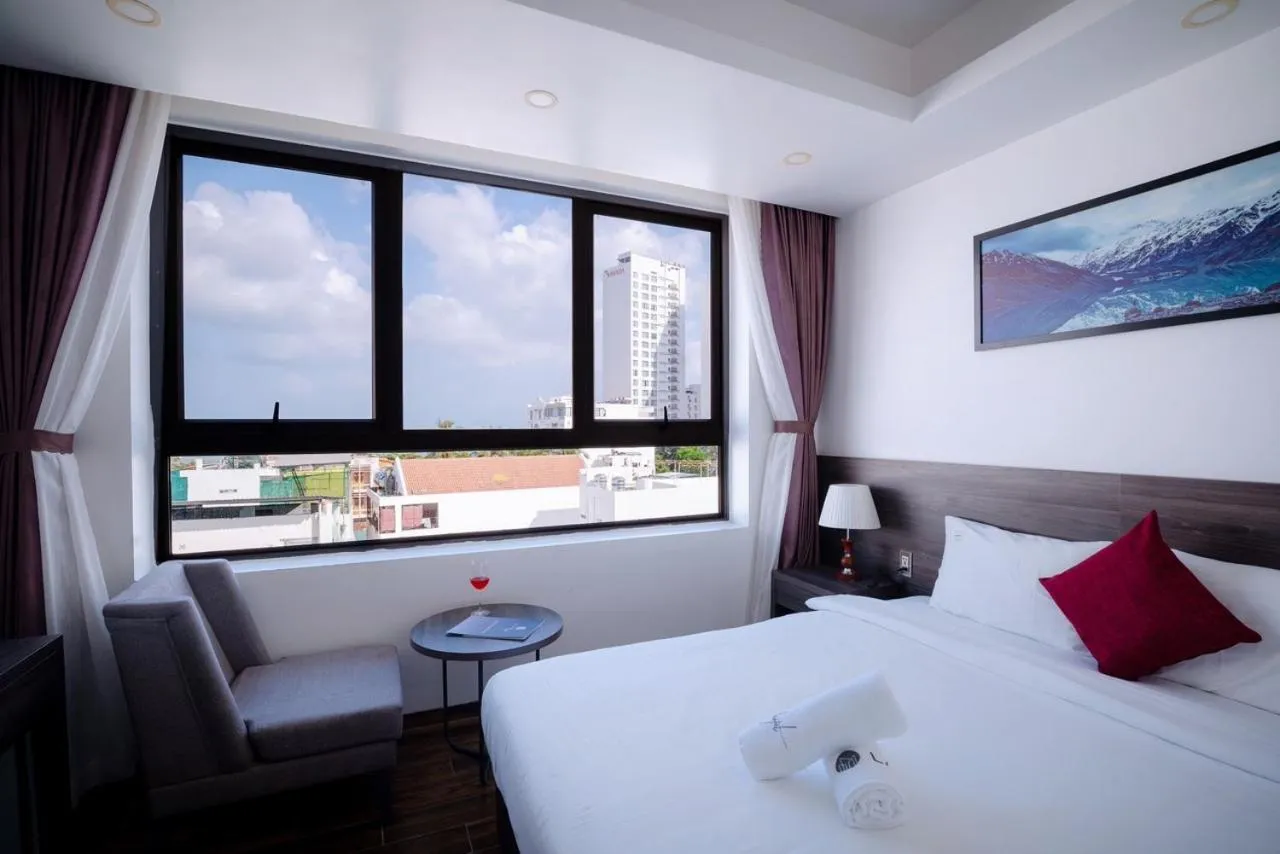 Bed in La Casa Hotel Nha Trang