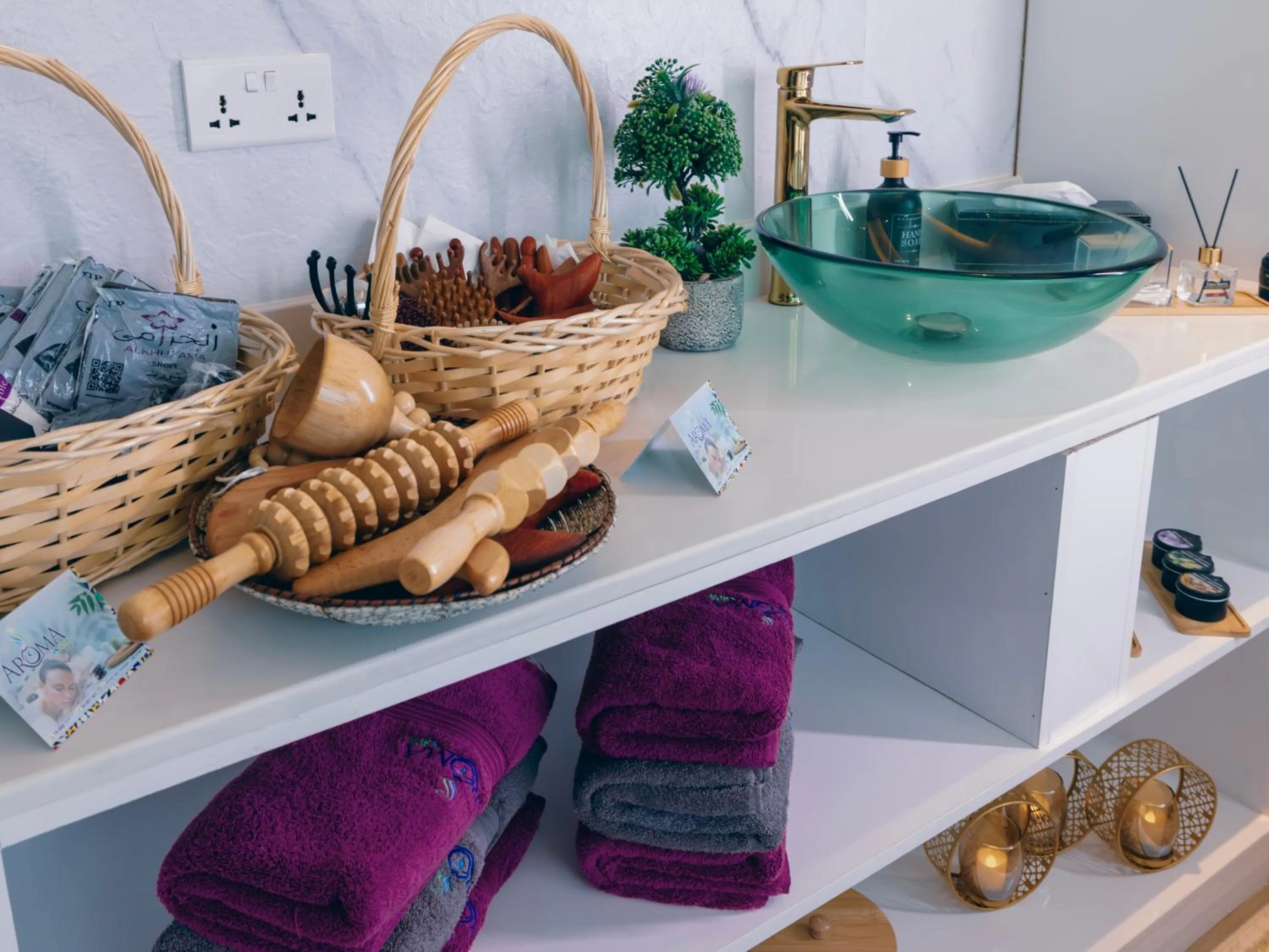 Spa and wellness centre/facilities in Loumage S Suites and Spa