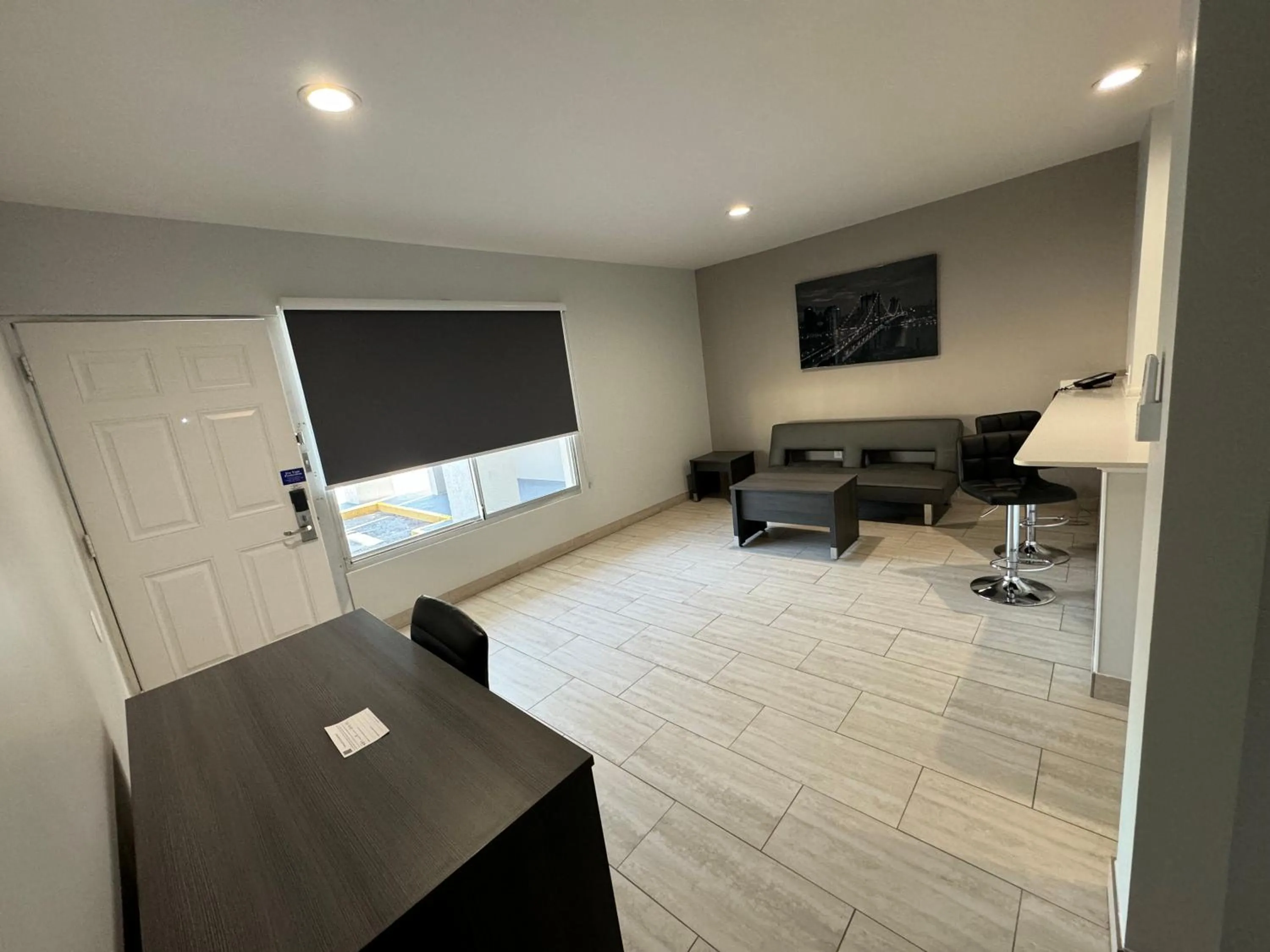 Living room in Studio 6-Englewood, FL