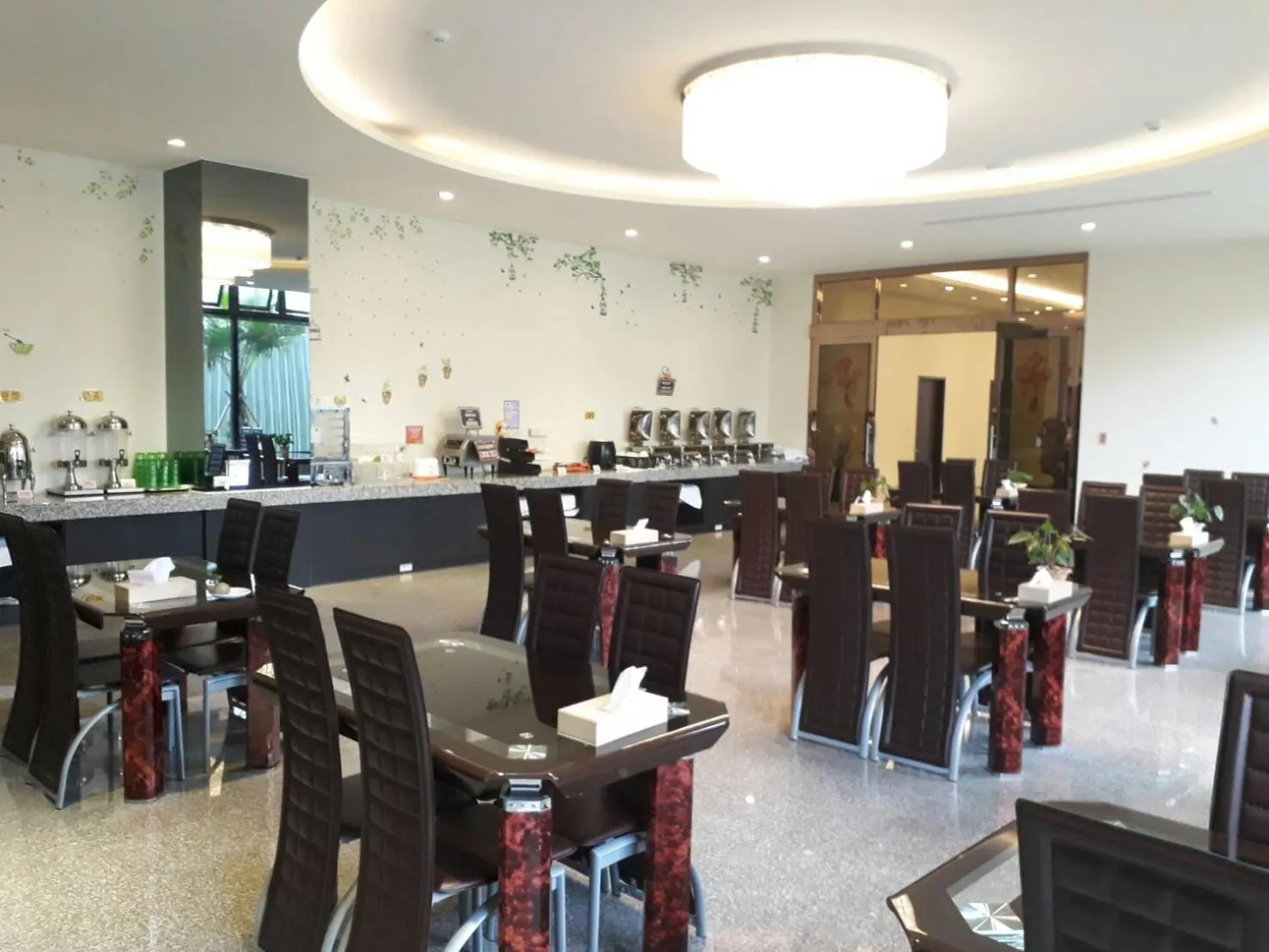 Restaurant/places to eat in Hedu Hotel