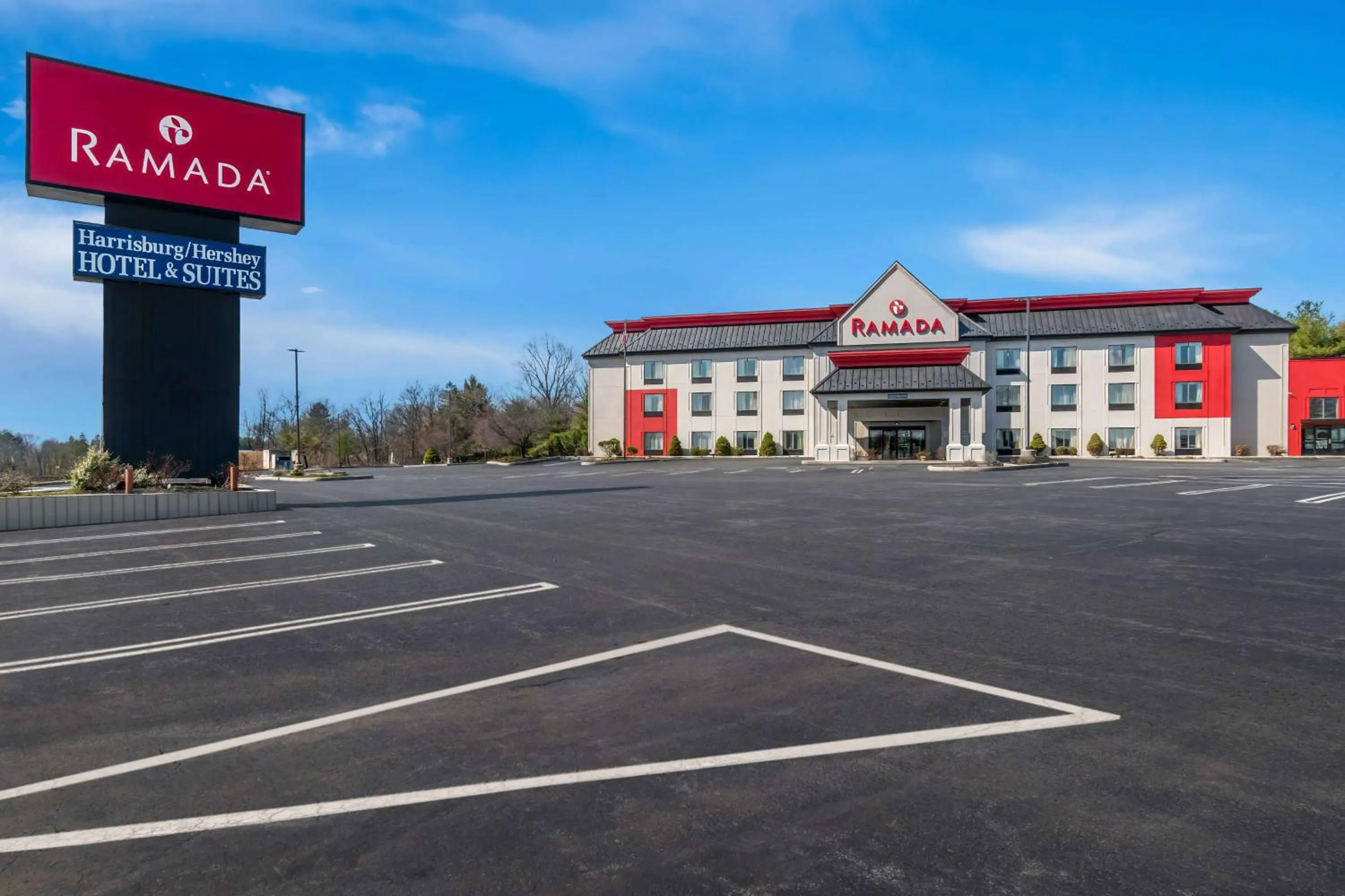 Property building in Ramada by Wyndham Harrisburg/Hershey Area