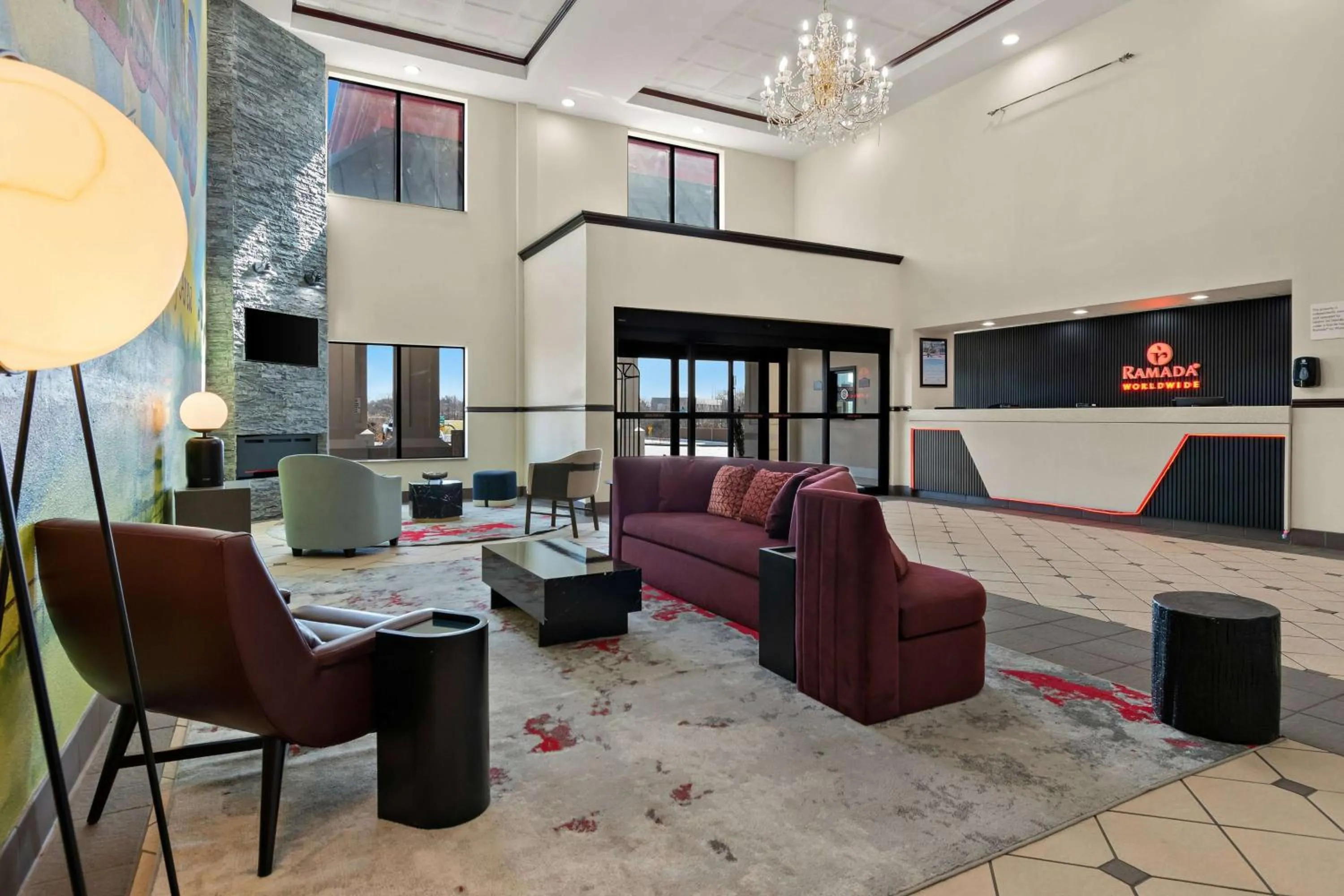 Lobby or reception in Ramada by Wyndham Harrisburg/Hershey Area