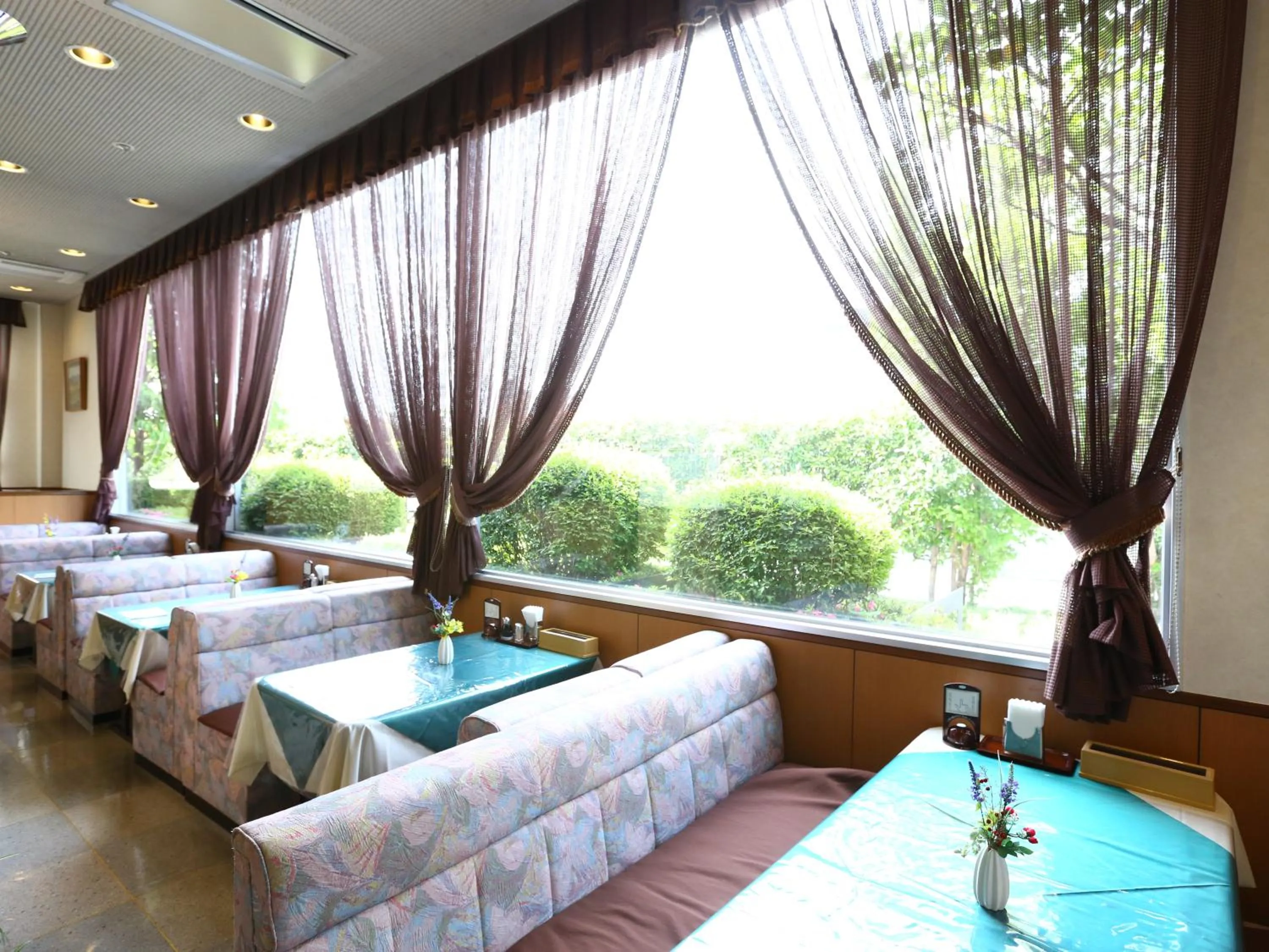 Food and drinks in Chino Sky View Hotel