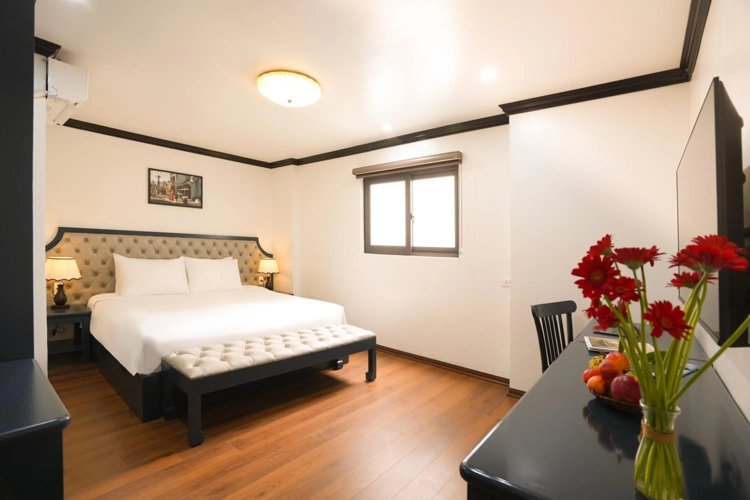 Bed in Du Palace Hotel & Travel