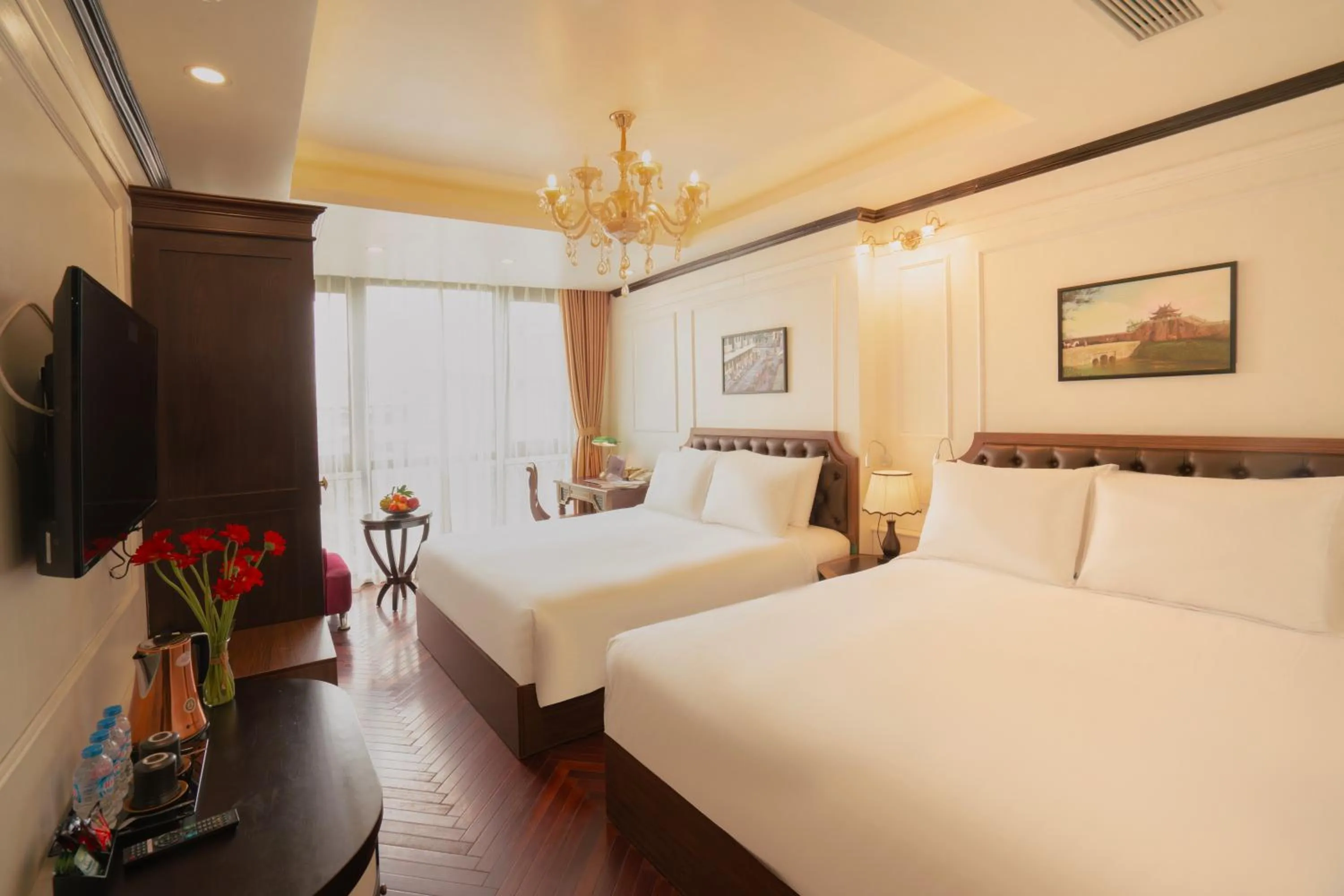 Bed in Du Palace Hotel & Travel