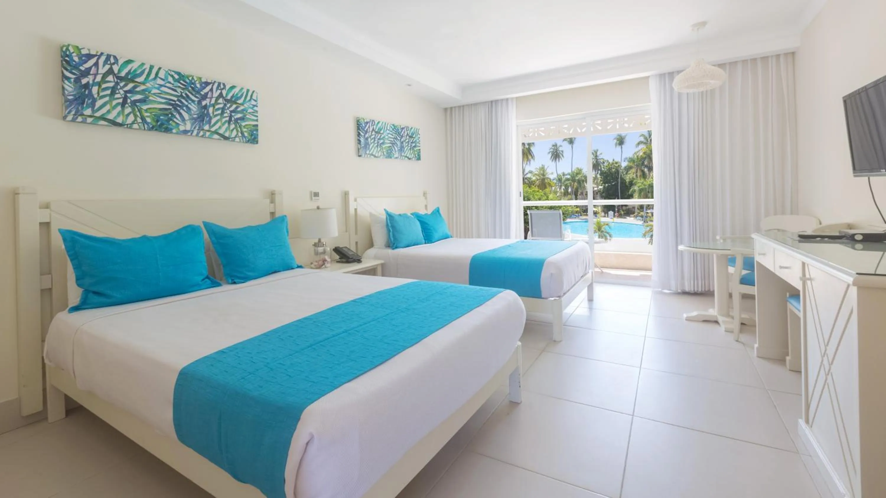 Bedroom, Bed in Vista Sol Punta Cana Beach Resort & Spa - All Inclusive