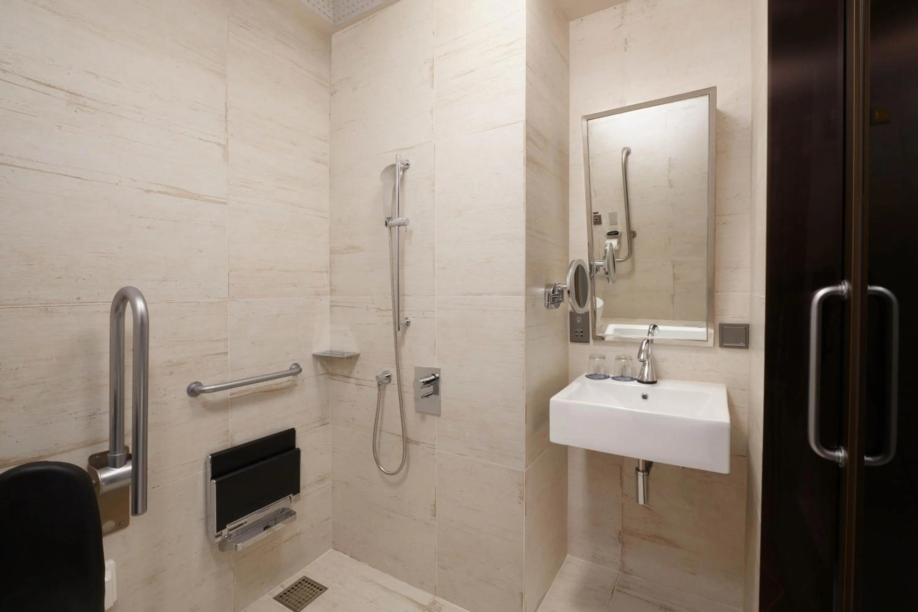 Bathroom in Four Points by Sheraton Seoul Gangnam