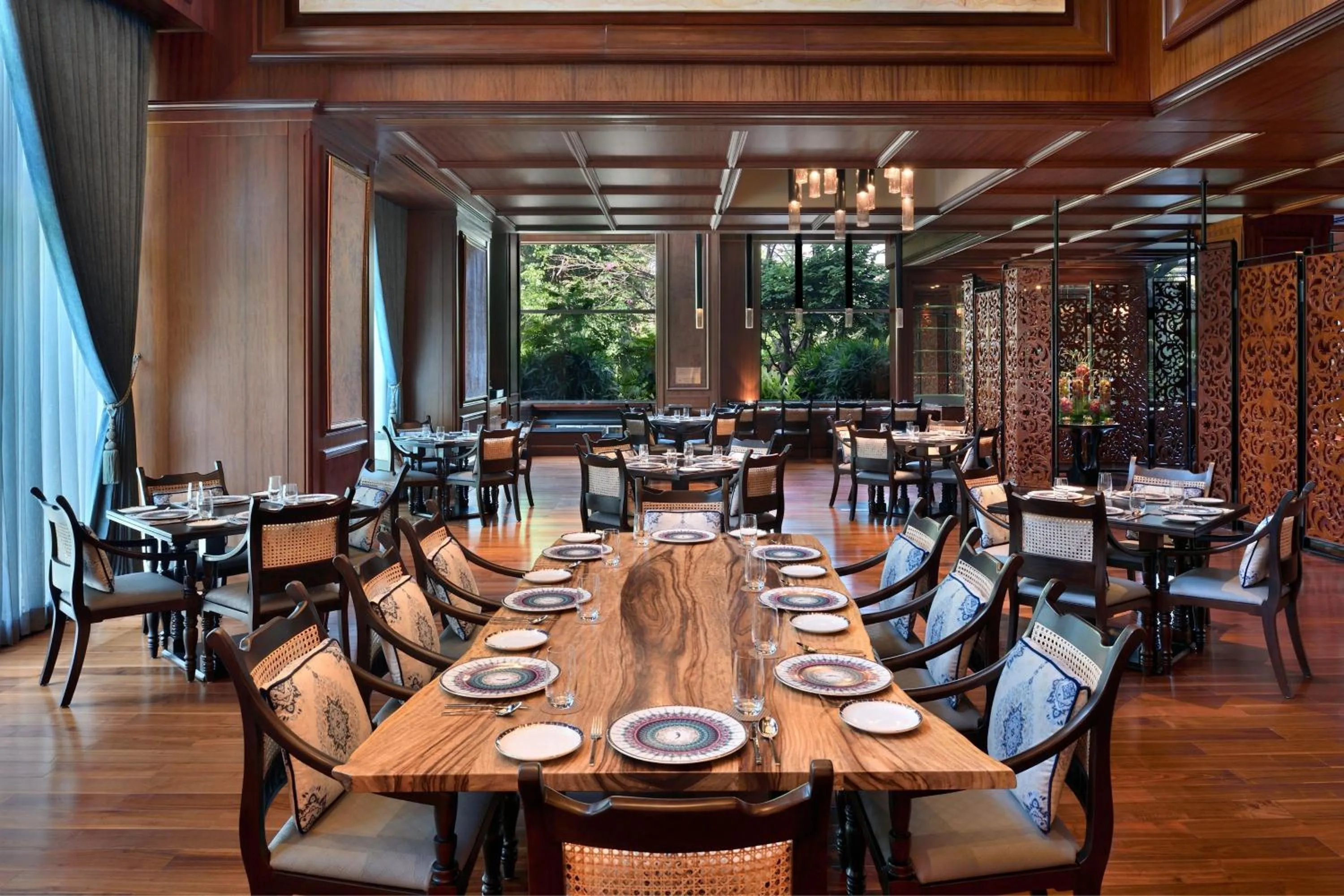 Restaurant/places to eat in Sheraton Grand Bengaluru Whitefield Hotel & Convention Center