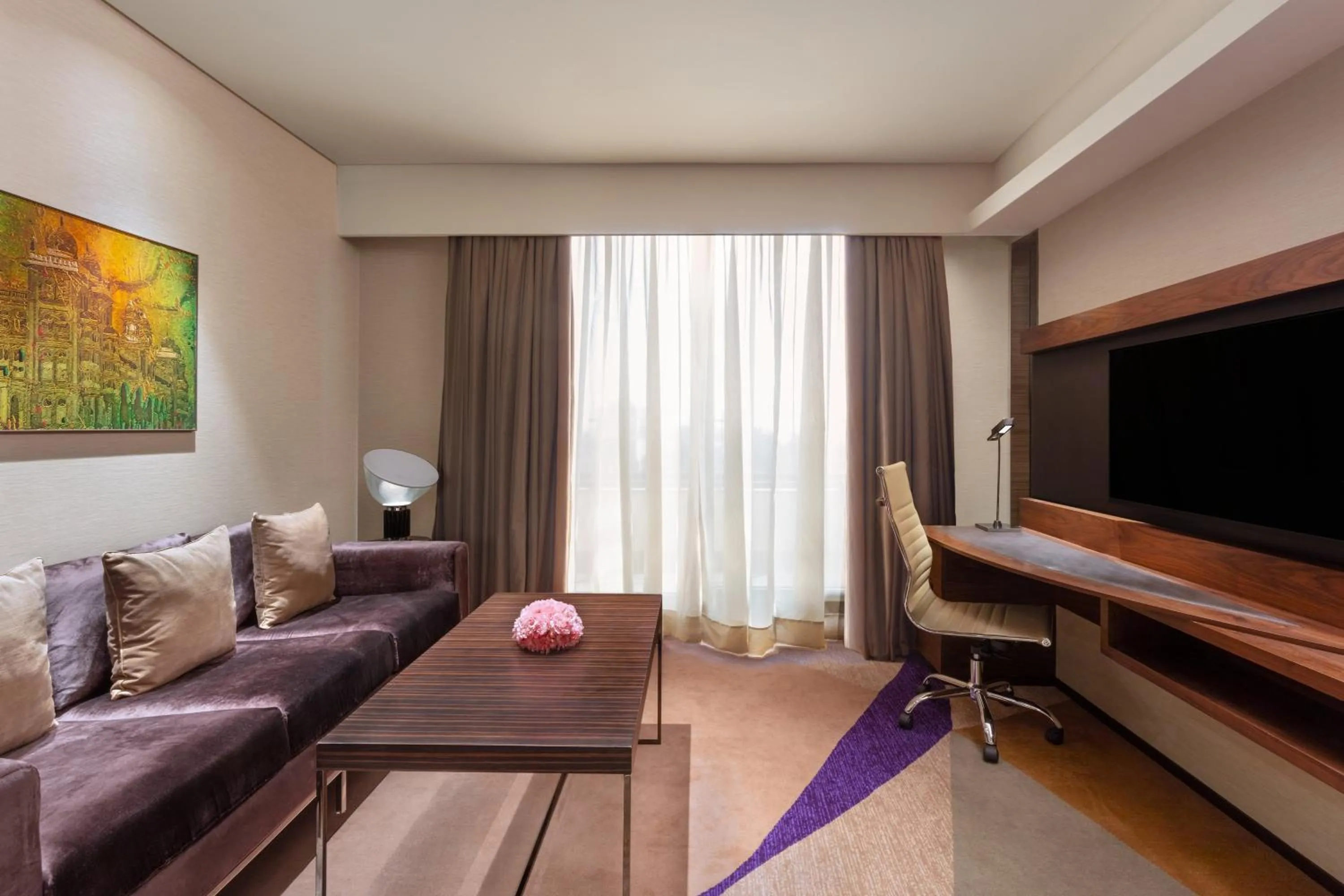 Living room in Sheraton Grand Bengaluru Whitefield Hotel & Convention Center