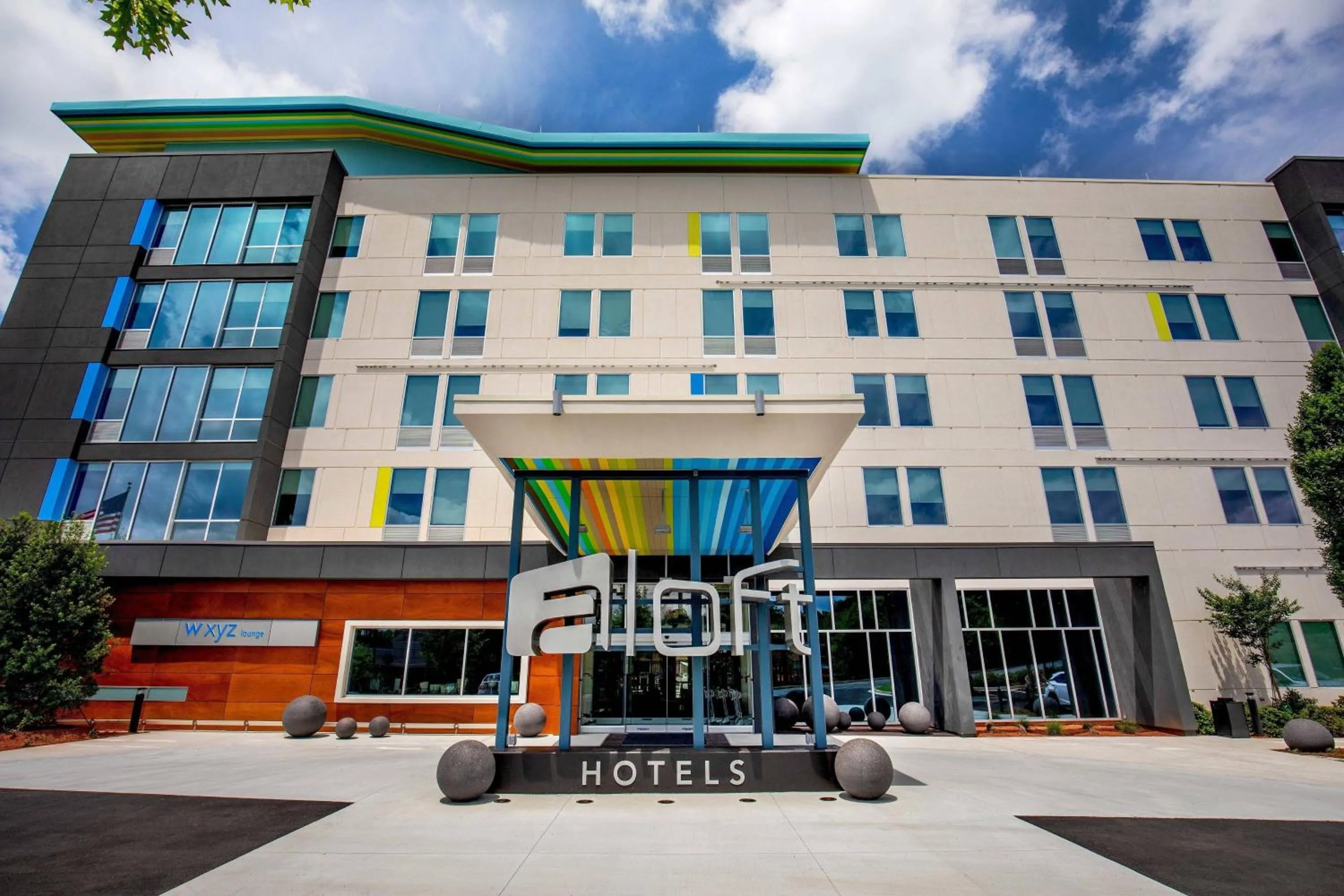 Property building in Aloft Alpharetta