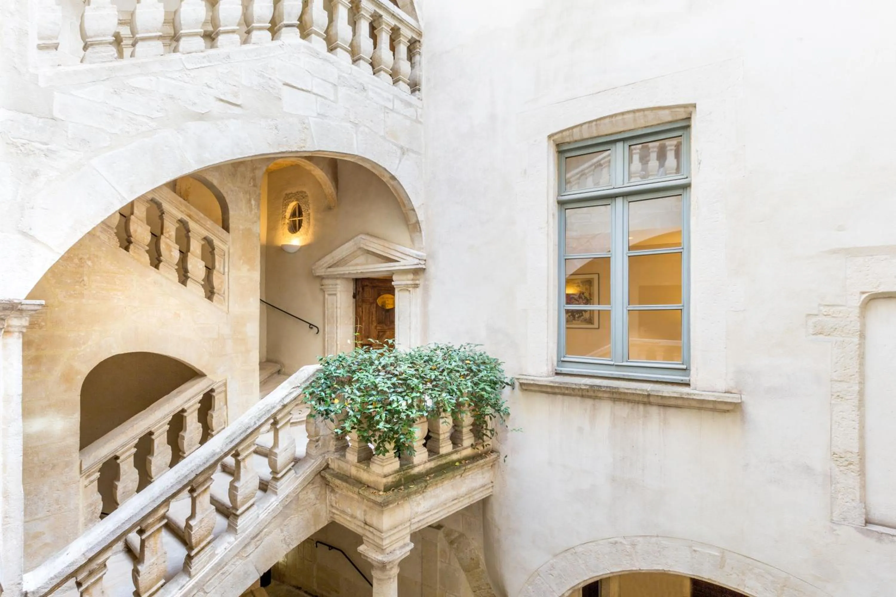 Facade/entrance in Best Western Marquis de la Baume