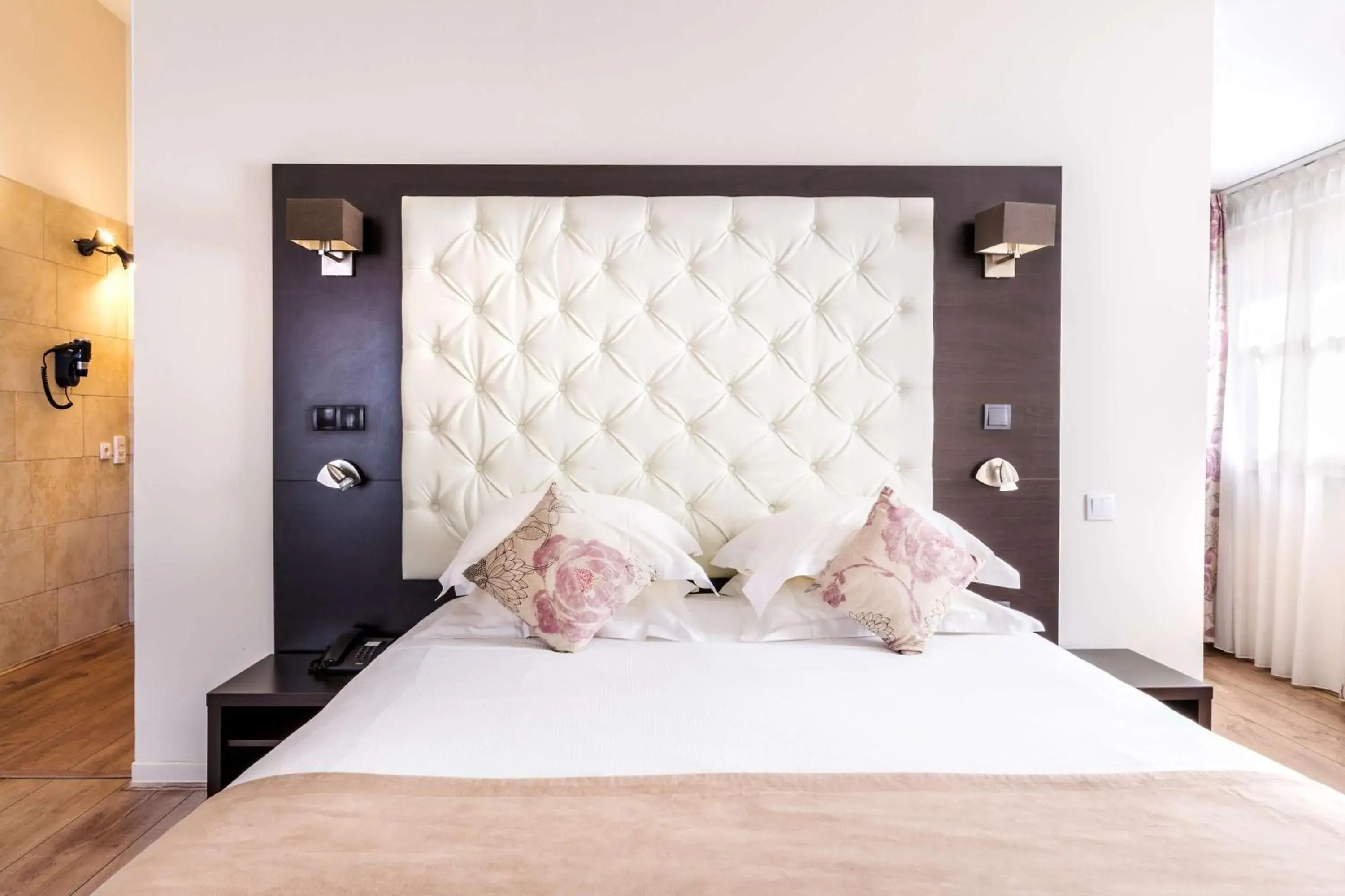 Standard Double Room in Best Western Marquis de la Baume Standard Double Room in Best Western Marquis de la Baume