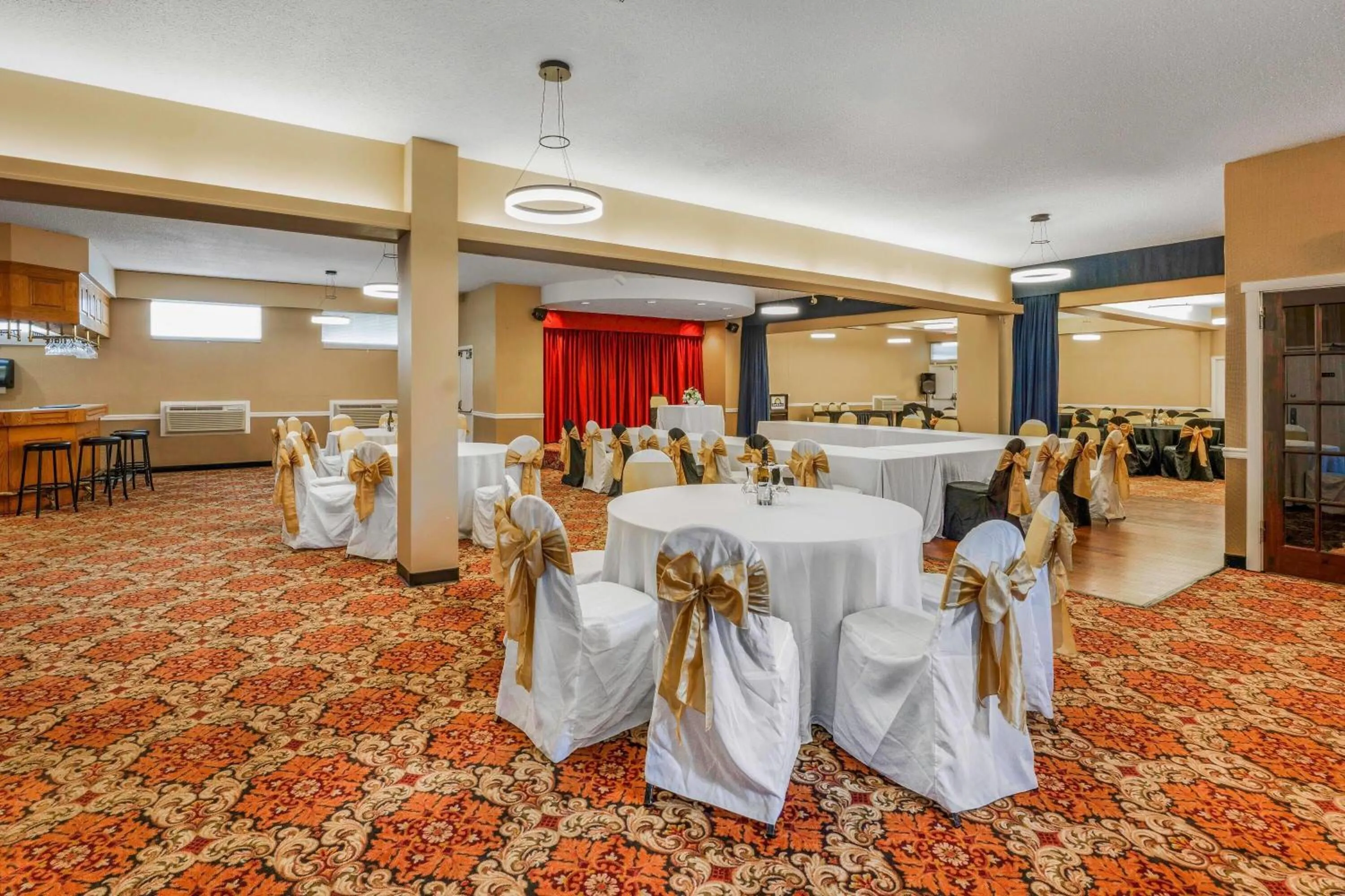 Meeting/conference room in Days Inn by Wyndham Terrace