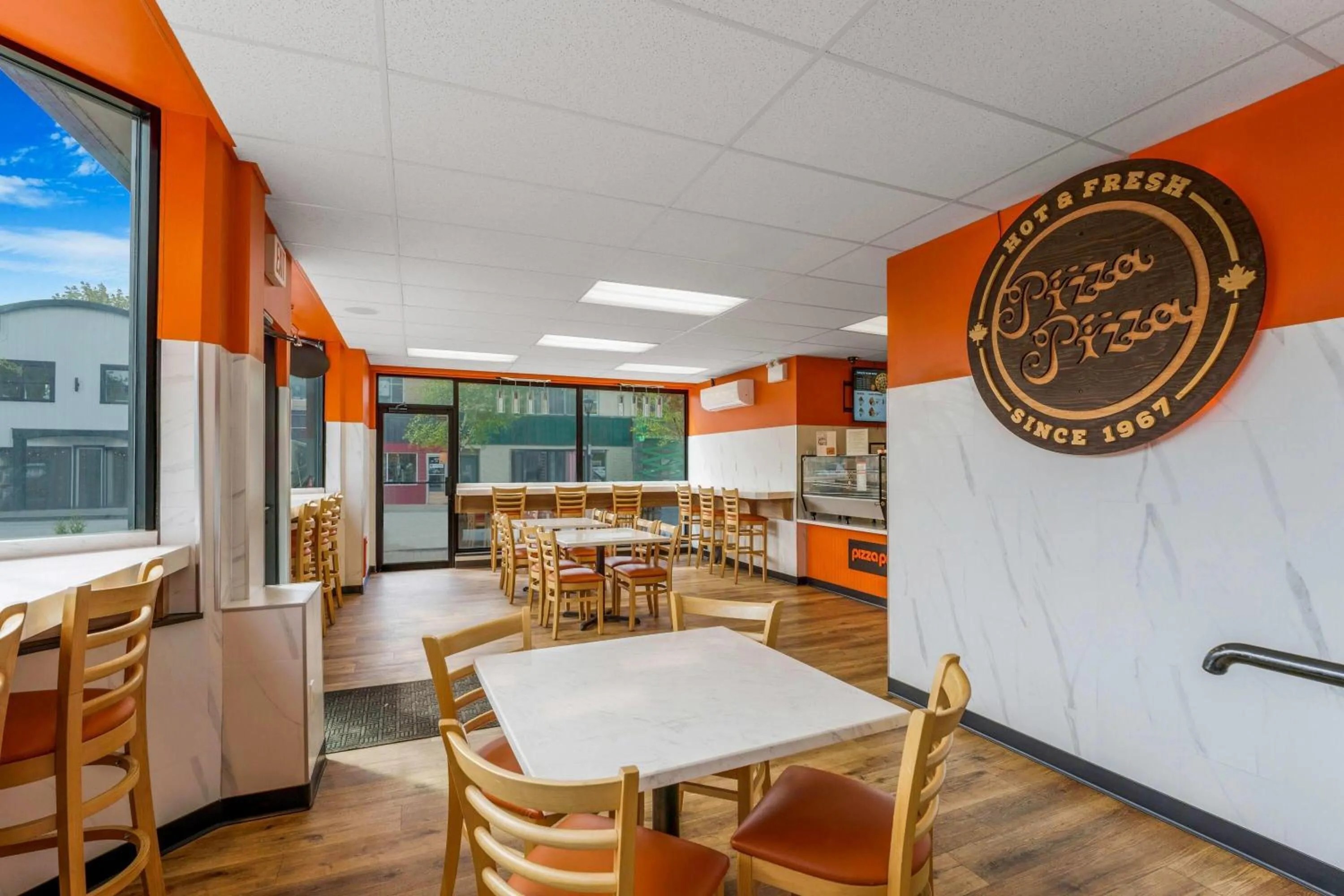 Restaurant/places to eat in Days Inn by Wyndham Terrace