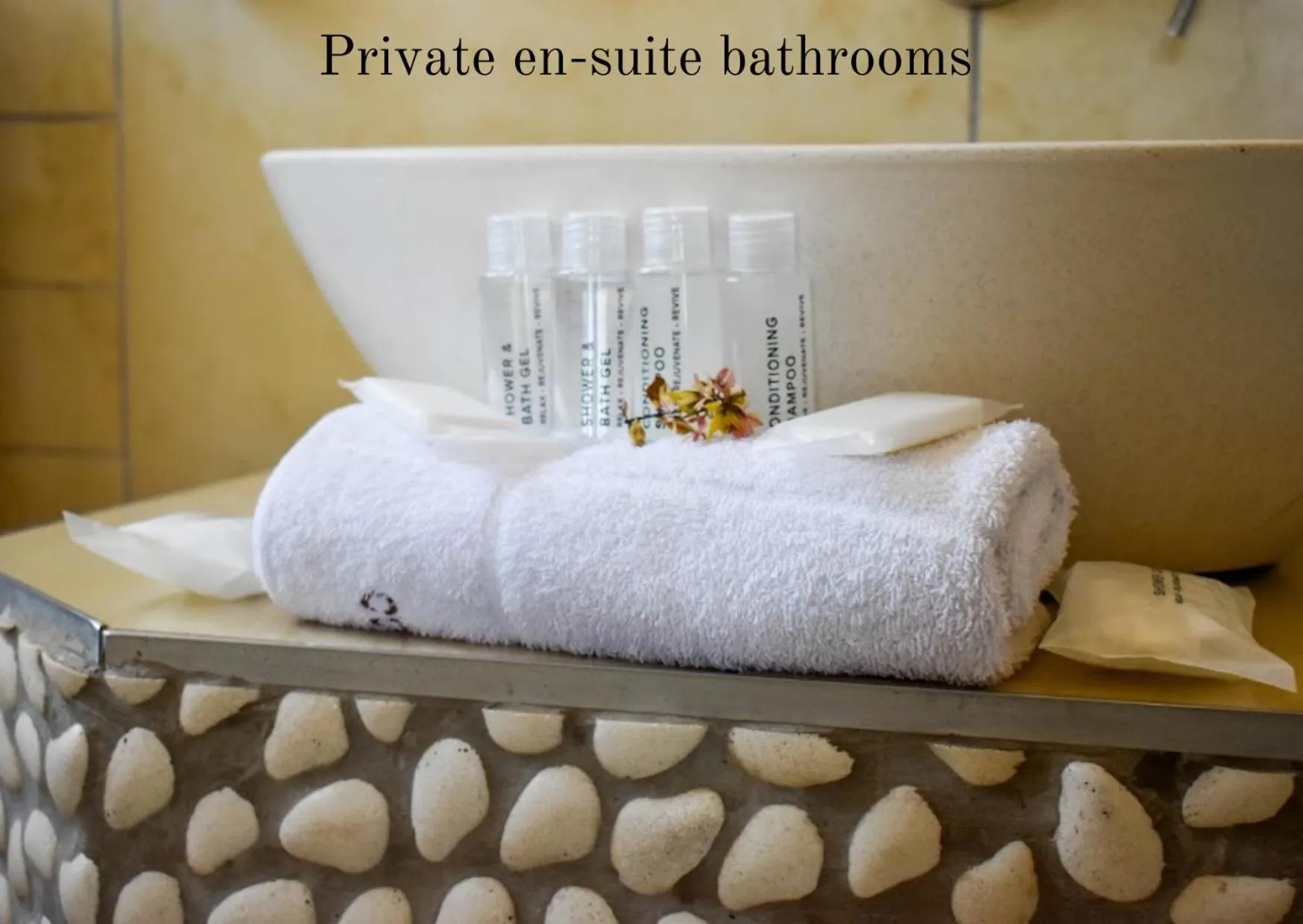 Bathroom in Eldorado Lodge CC