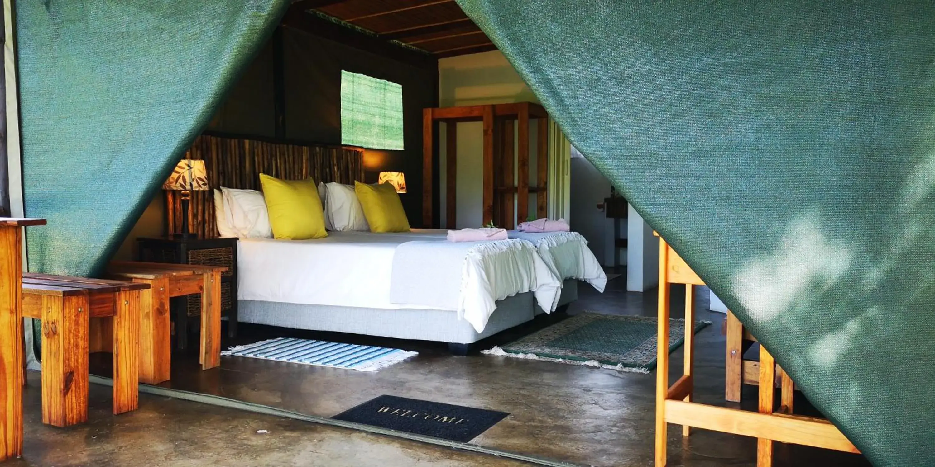 Luxury Tented Chalet in Kingfisher Bush Lodge Luxury Tented Chalet in Kingfisher Bush Lodge