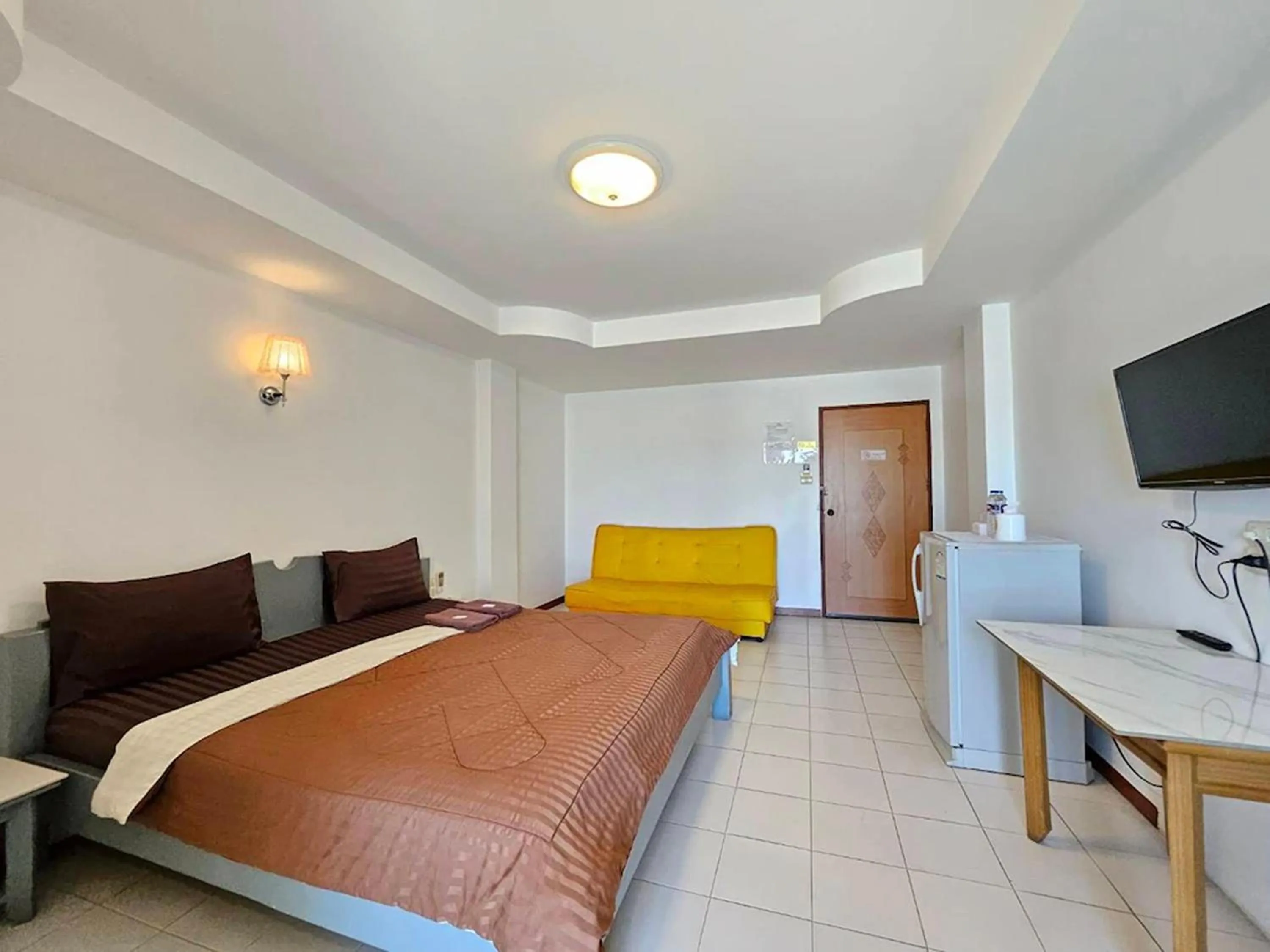 Bedroom, Bed in BT Grand Condotel