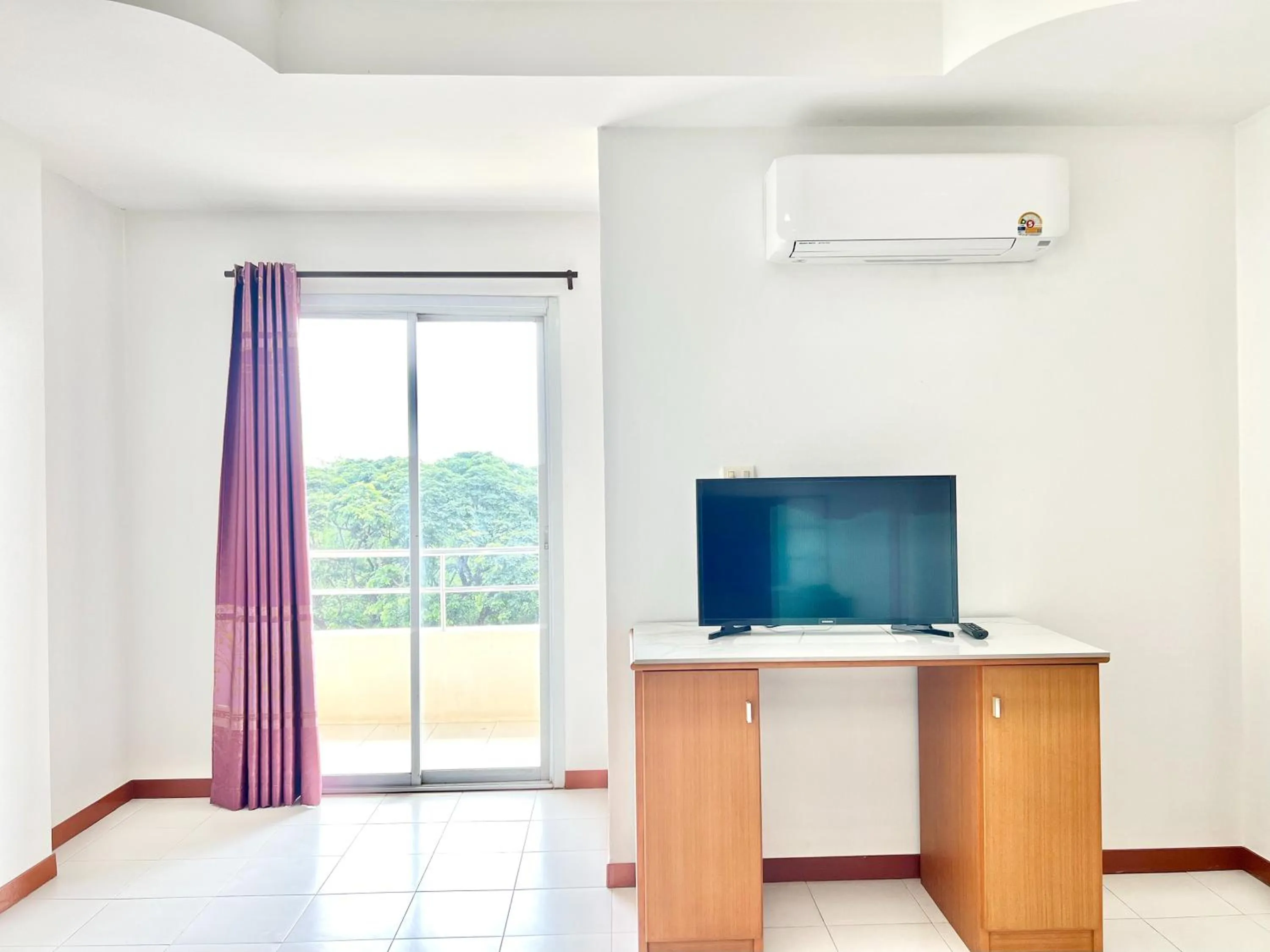 TV and multimedia in BT Grand Condotel