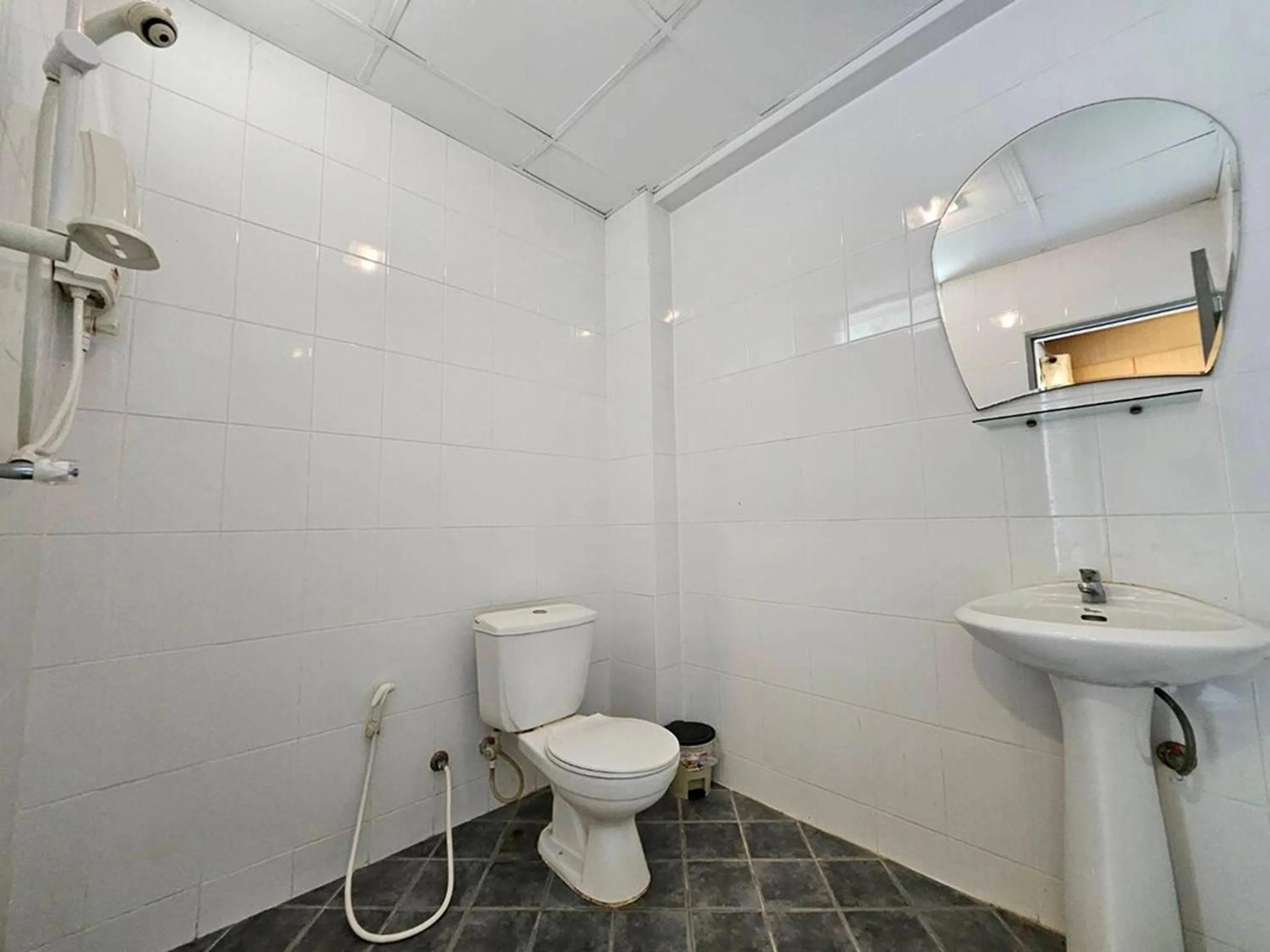 Shower in BT Grand Condotel