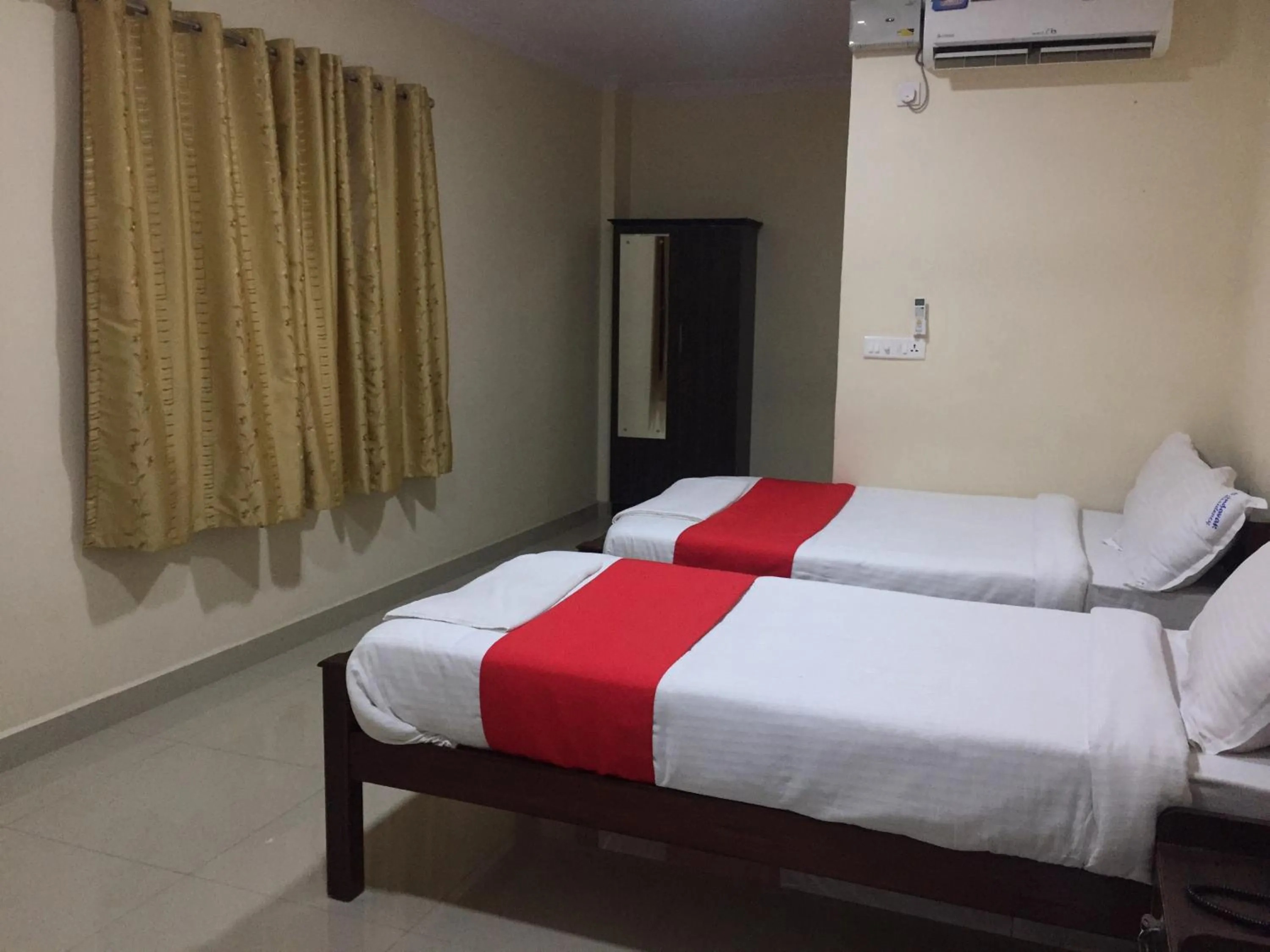 Bed in Brindavan Residency
