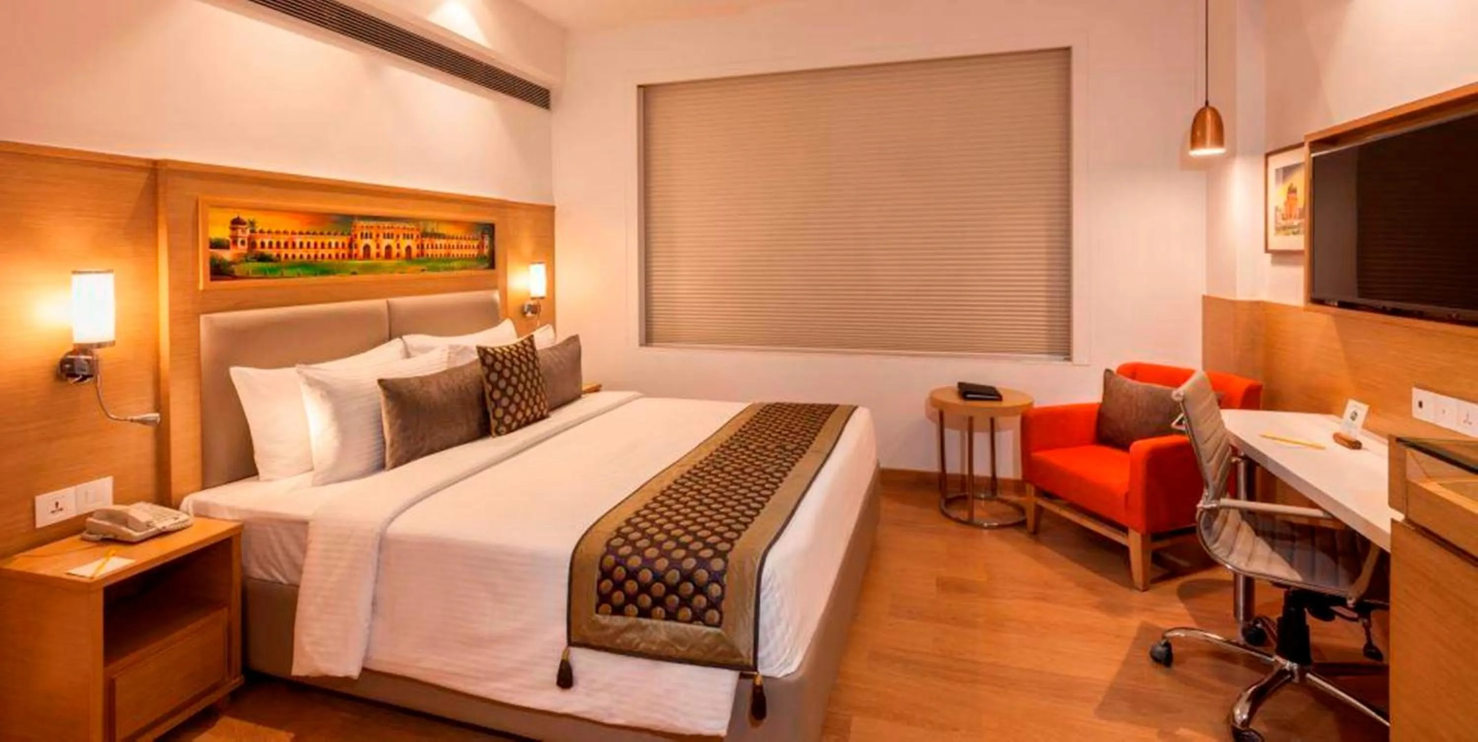 Bedroom, Bed in Lemon Tree Hotel Lucknow