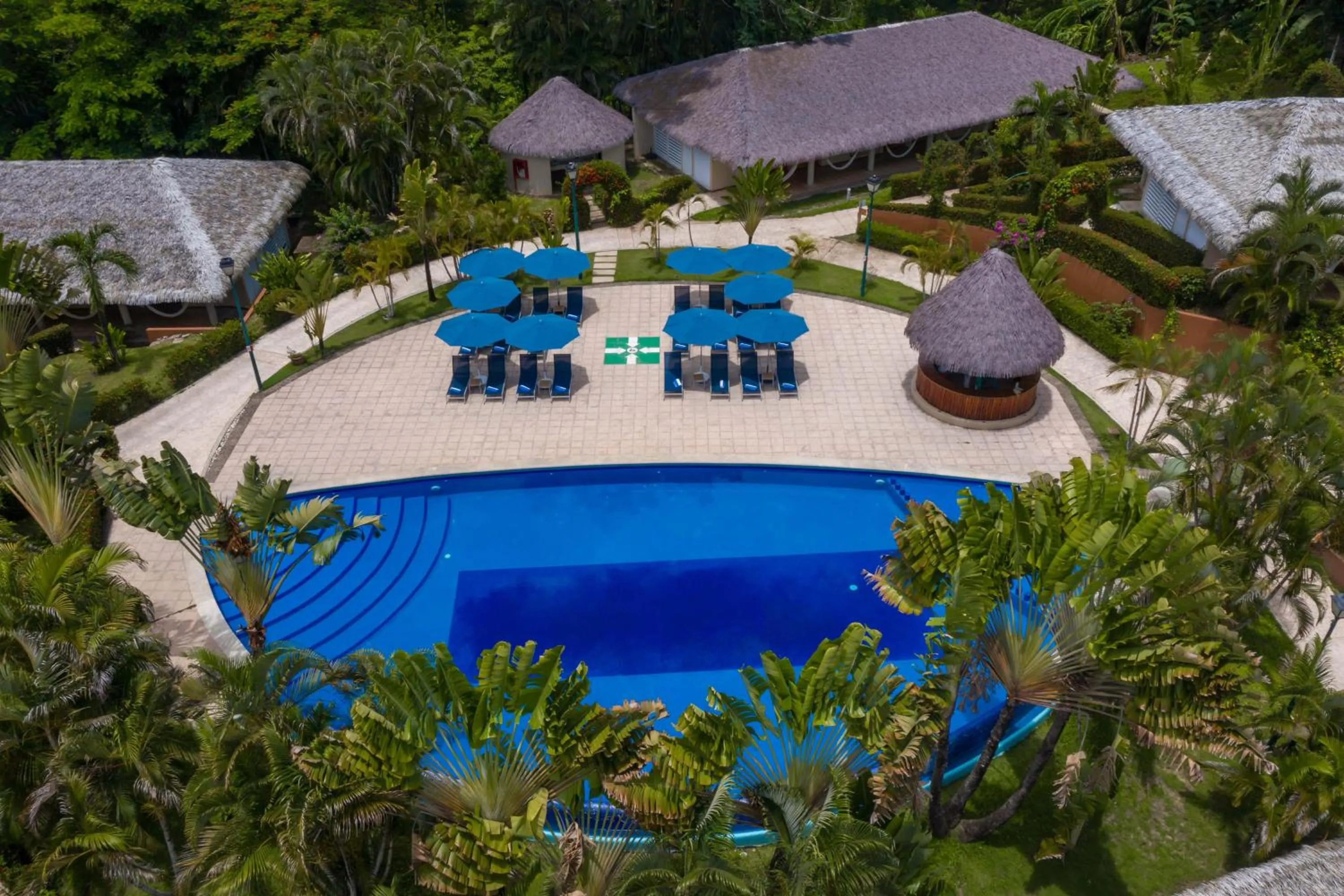 Pool view in Hotel Villa Mercedes Palenque