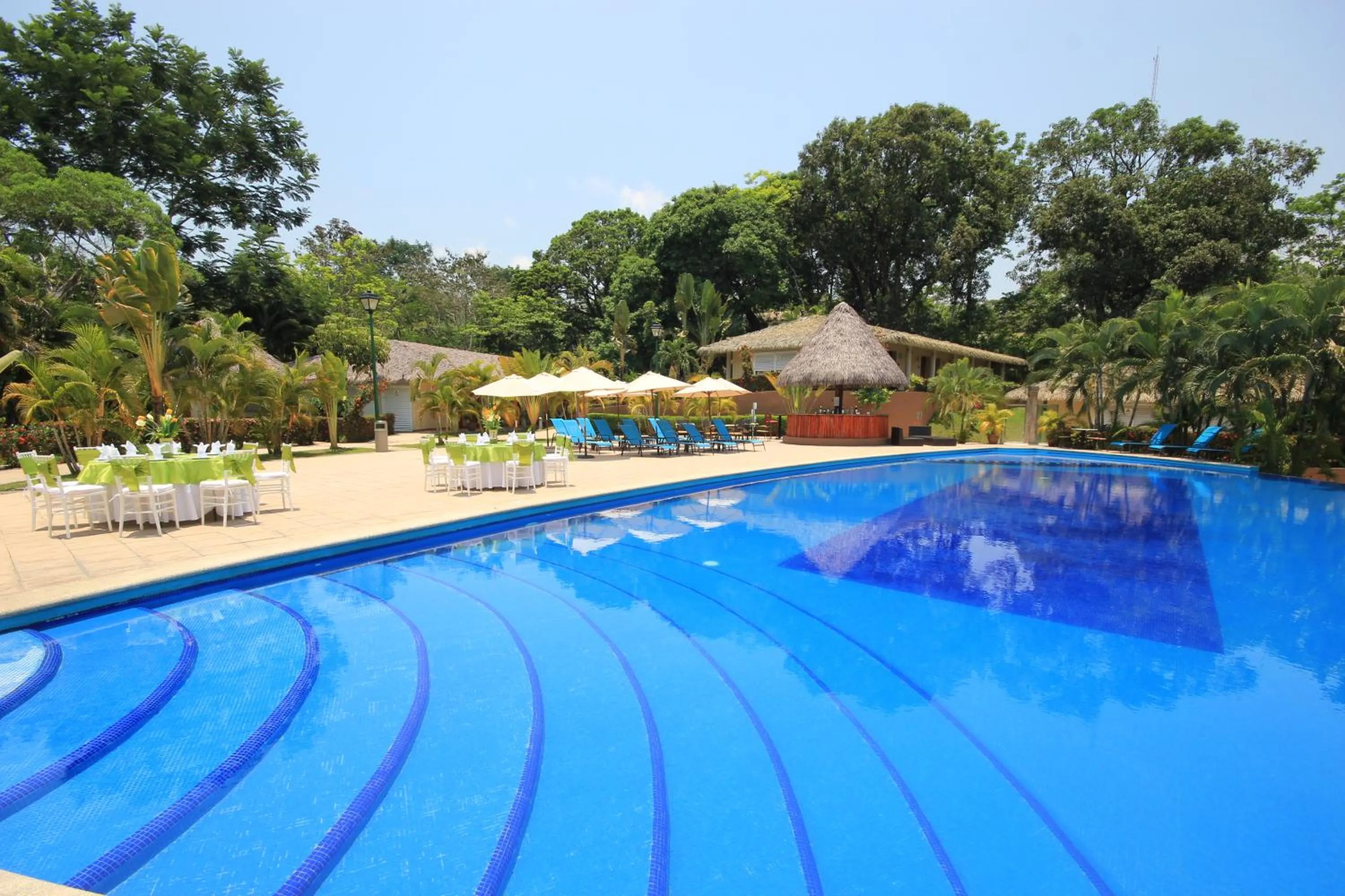 Swimming pool in Hotel Villa Mercedes Palenque