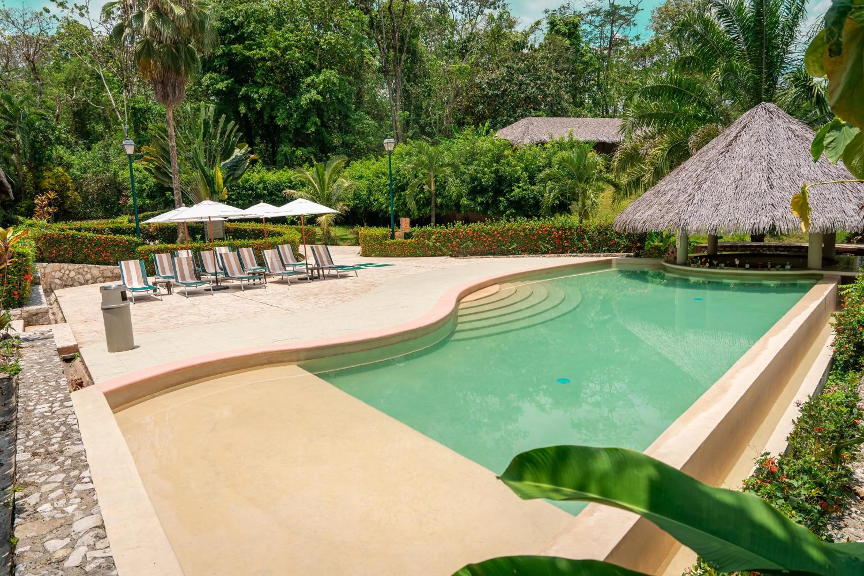 Swimming pool in Hotel Villa Mercedes Palenque