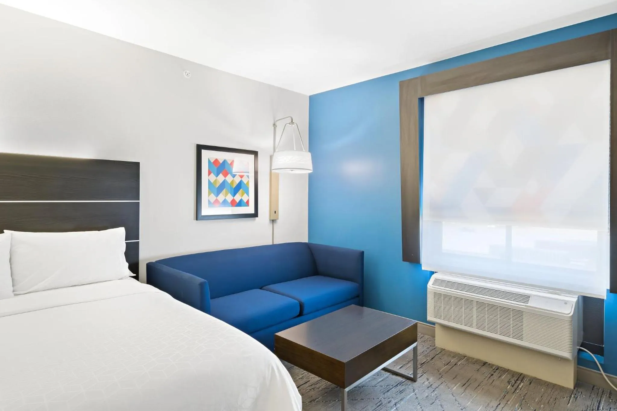 Bedroom, Bed in Holiday Inn Express & Suites White Hall by IHG