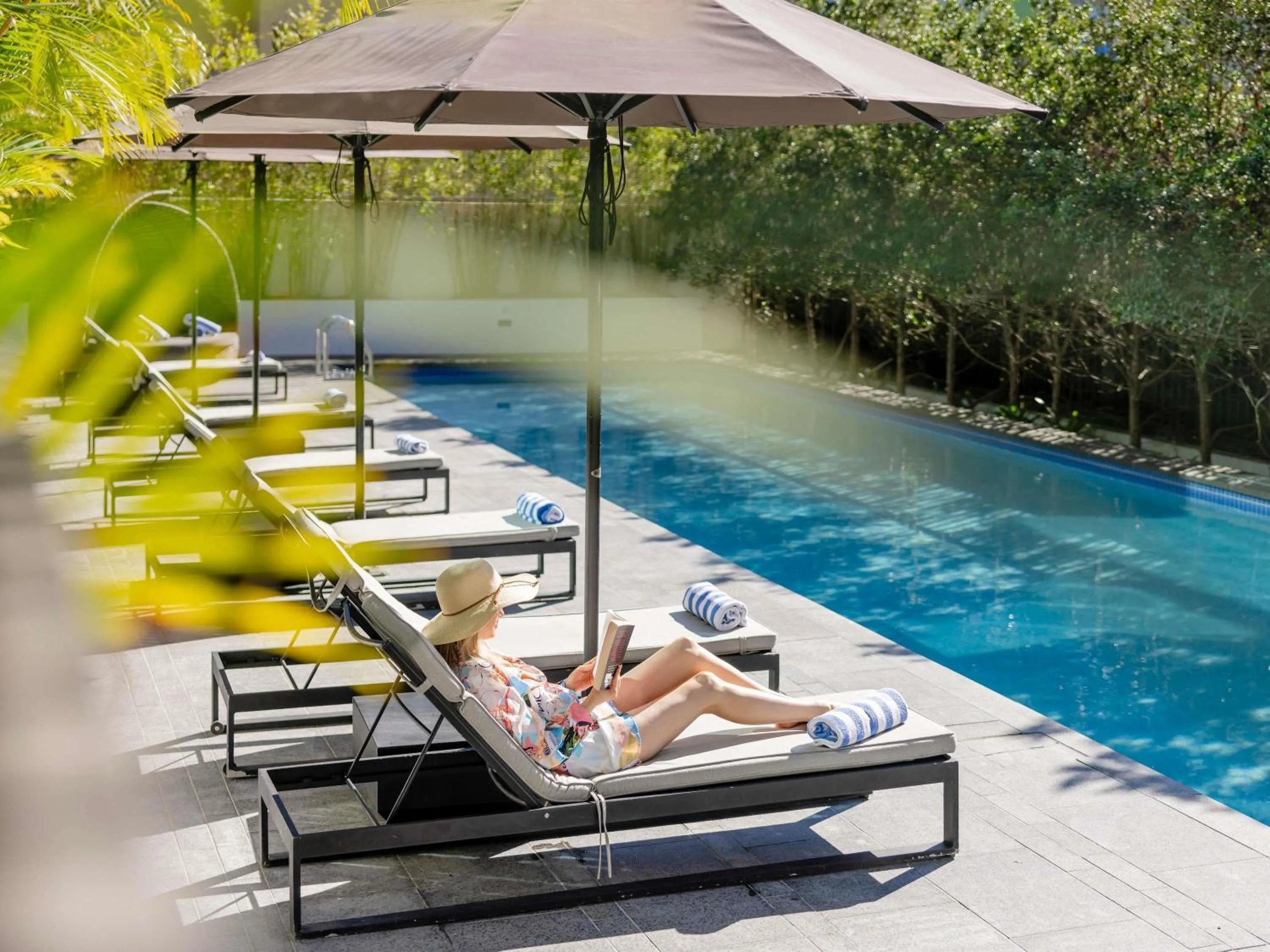 Swimming pool in Novotel Brisbane South Bank