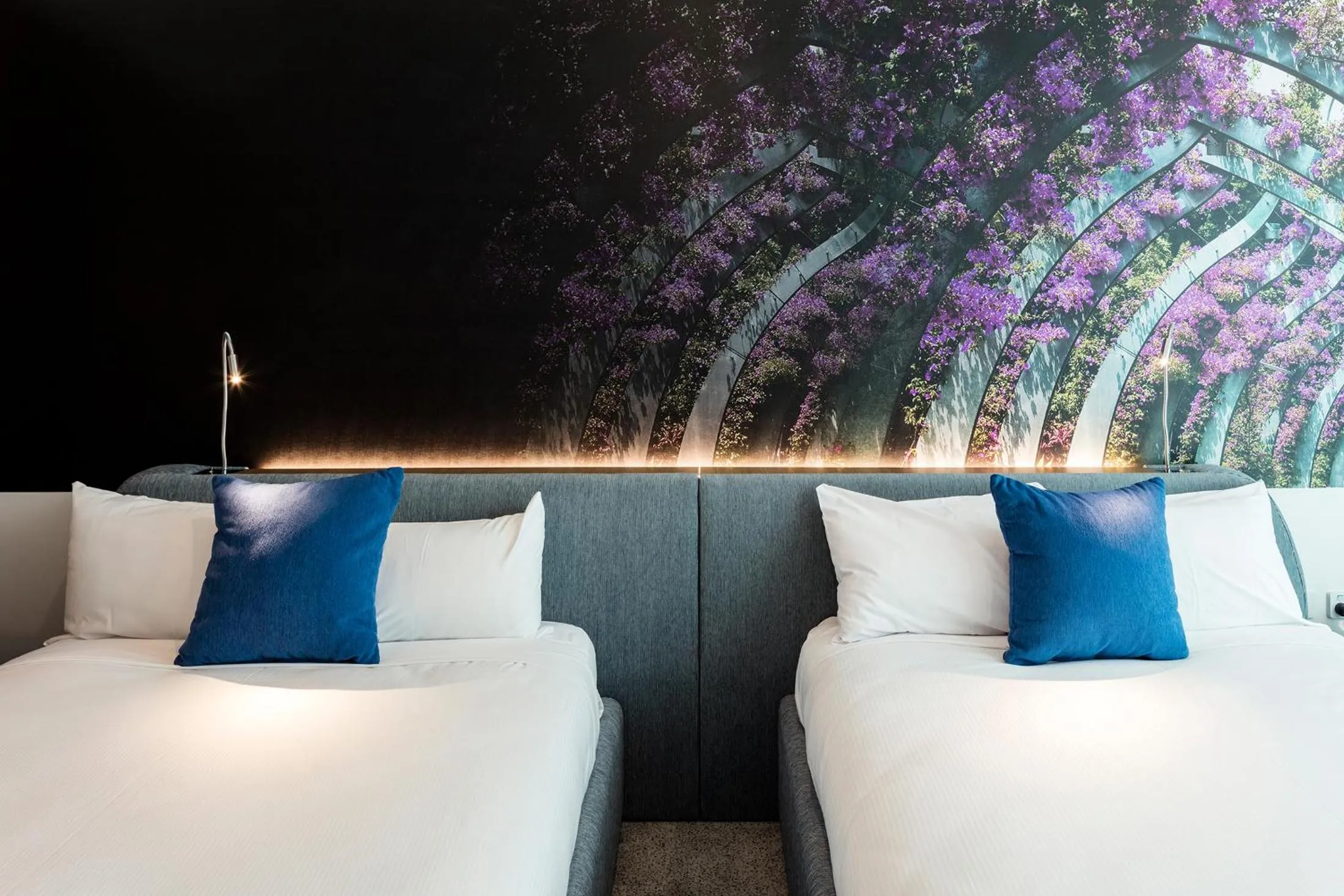 Bed in Novotel Brisbane South Bank