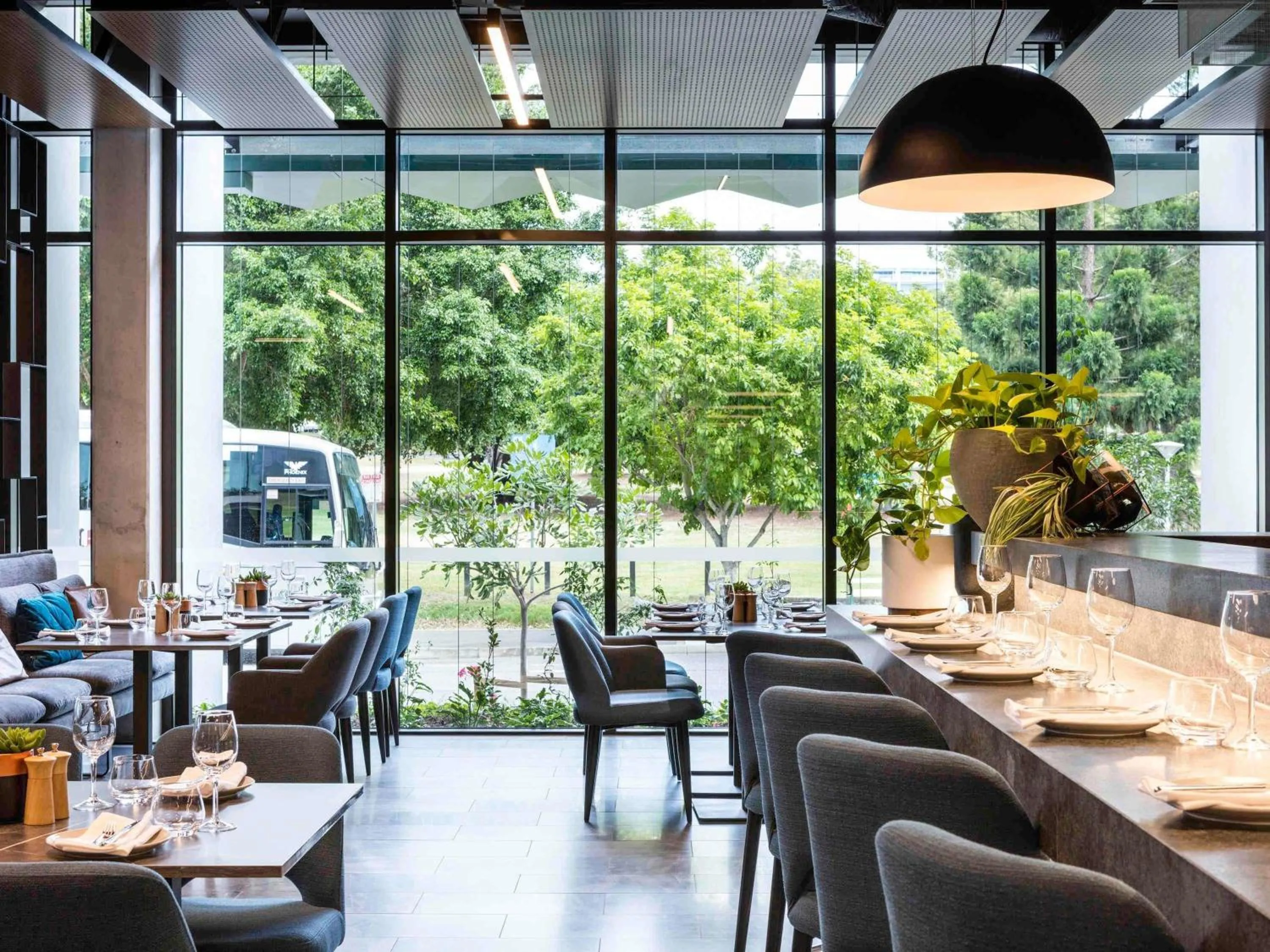 Property building in Novotel Brisbane South Bank