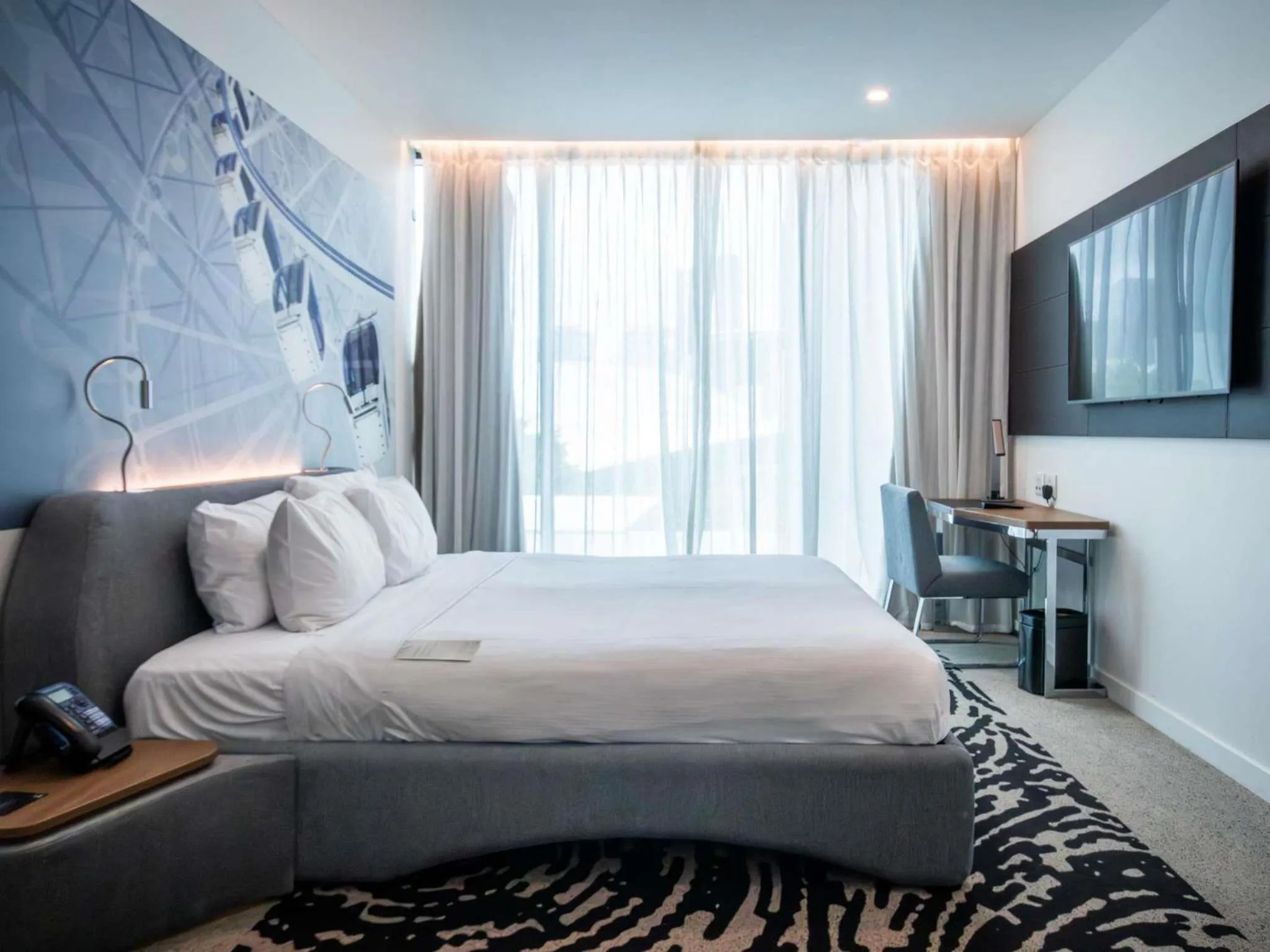 Bedroom, Bed in Novotel Brisbane South Bank