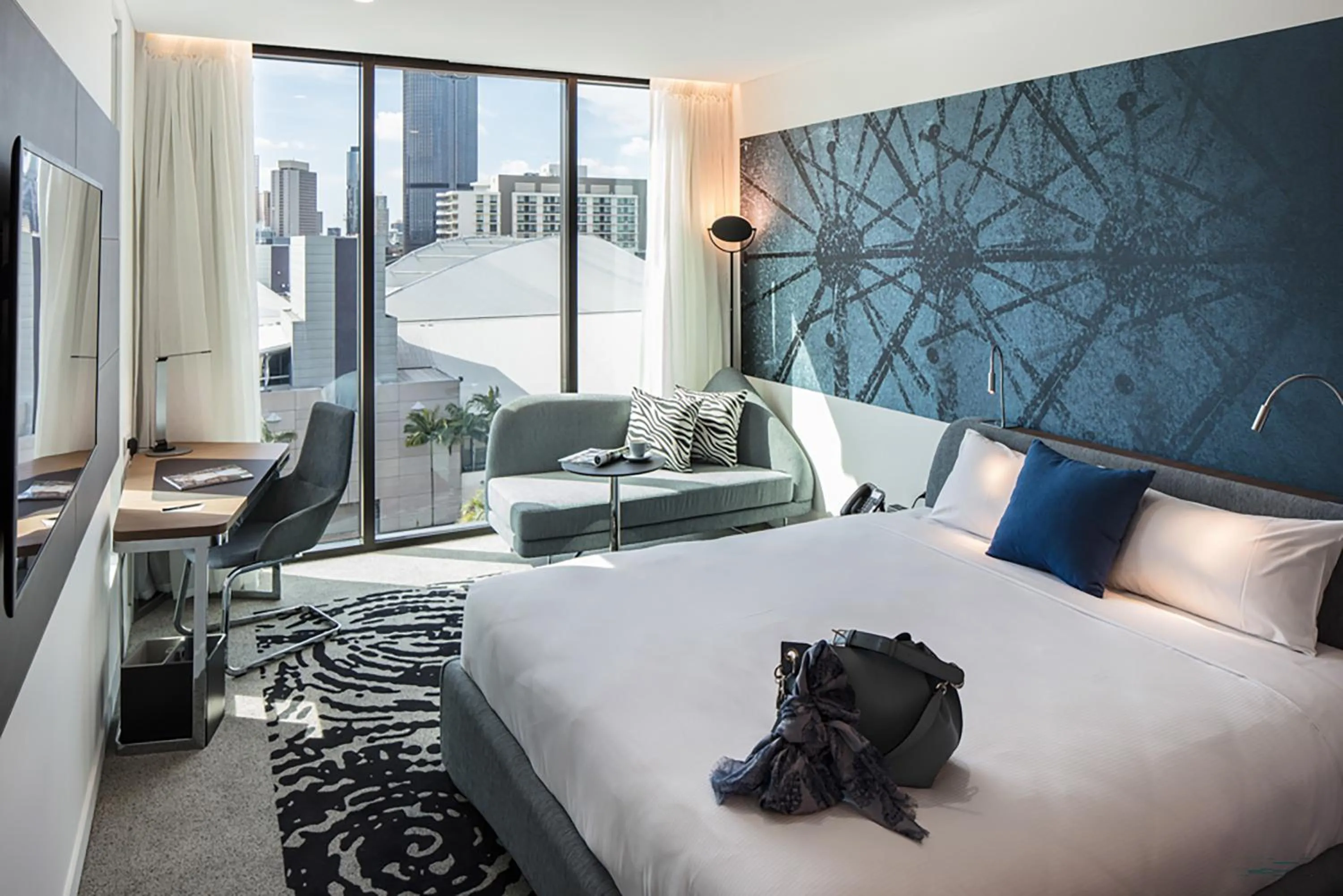 Bed in Novotel Brisbane South Bank