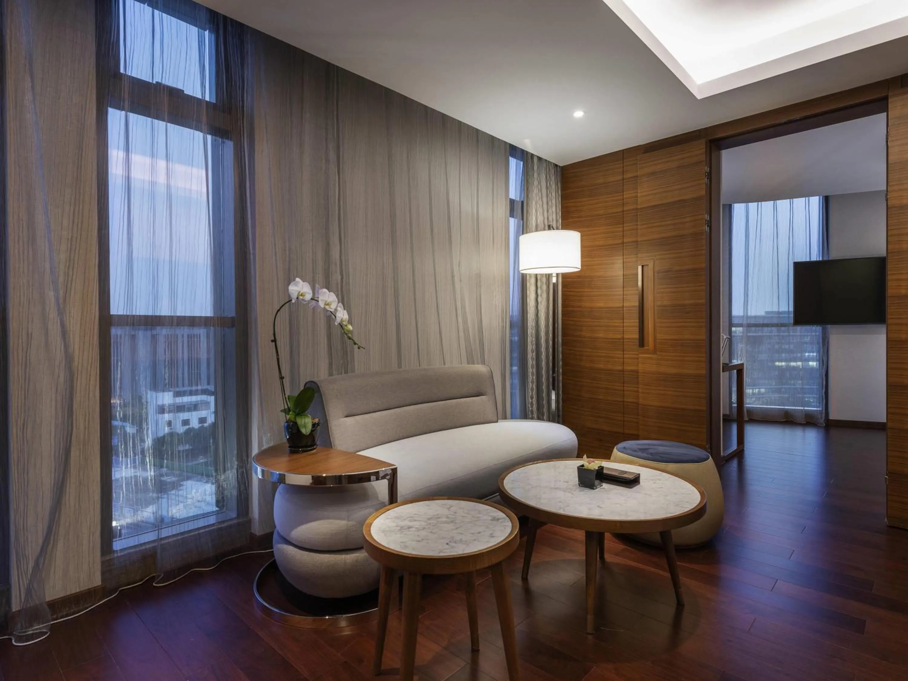 Bedroom in Novotel Shanghai Hongqiao