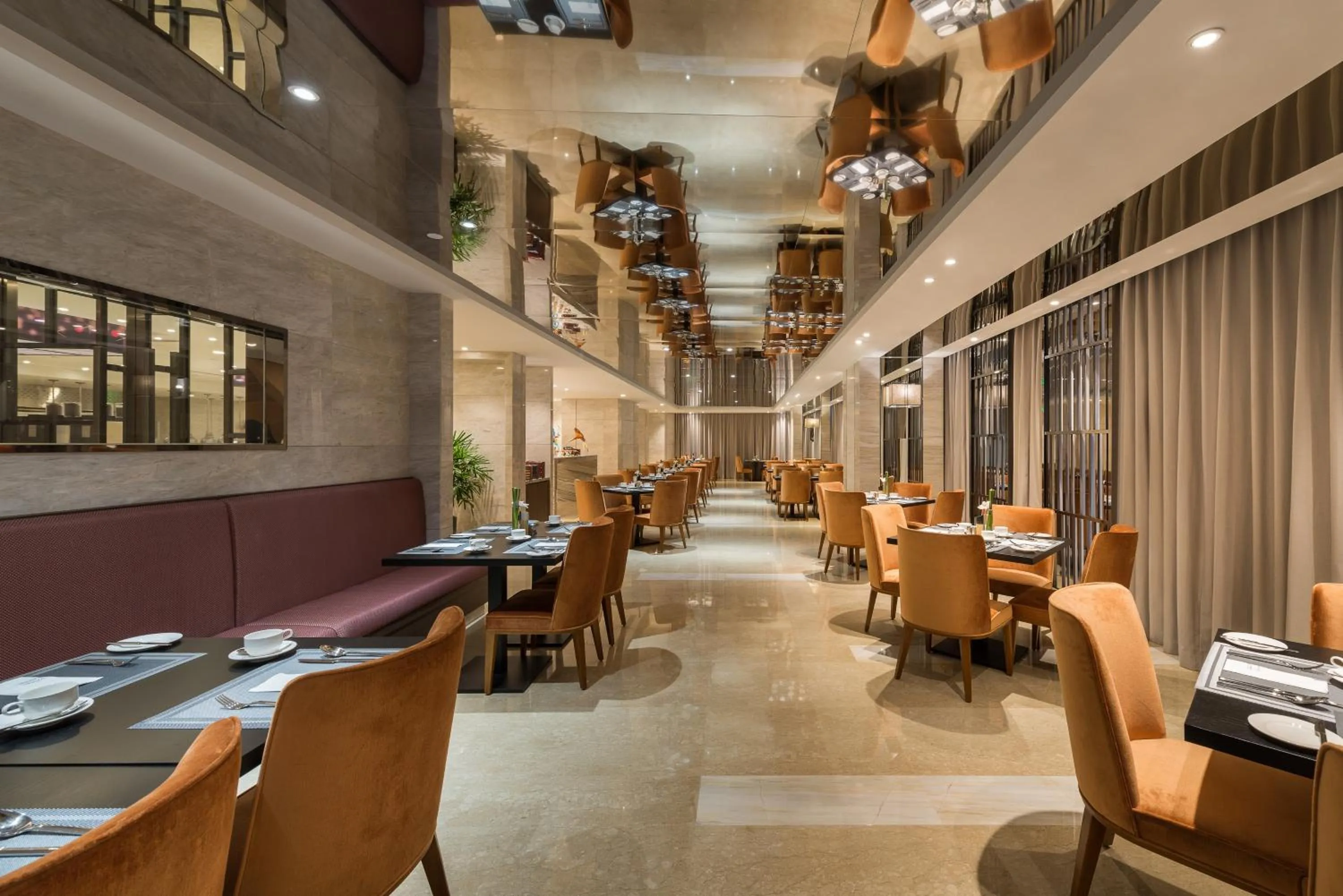 Restaurant/places to eat in Novotel Shanghai Hongqiao