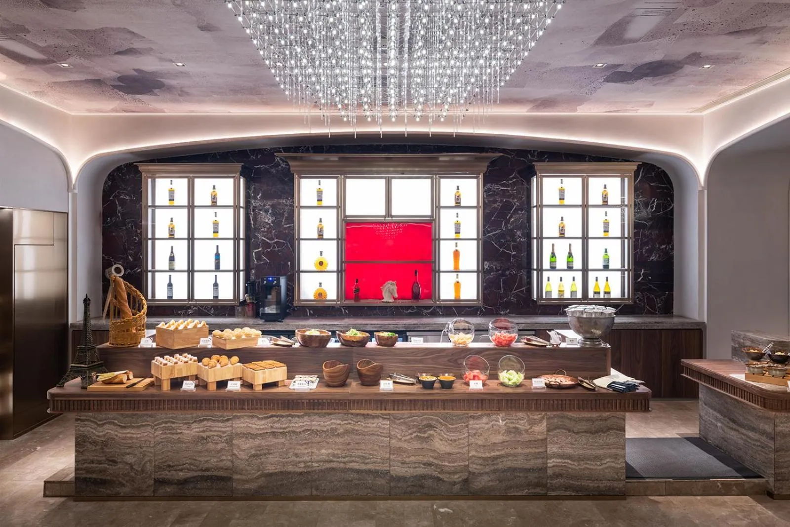 Restaurant/places to eat in Mercure Shanghai Hongqiao SOHO