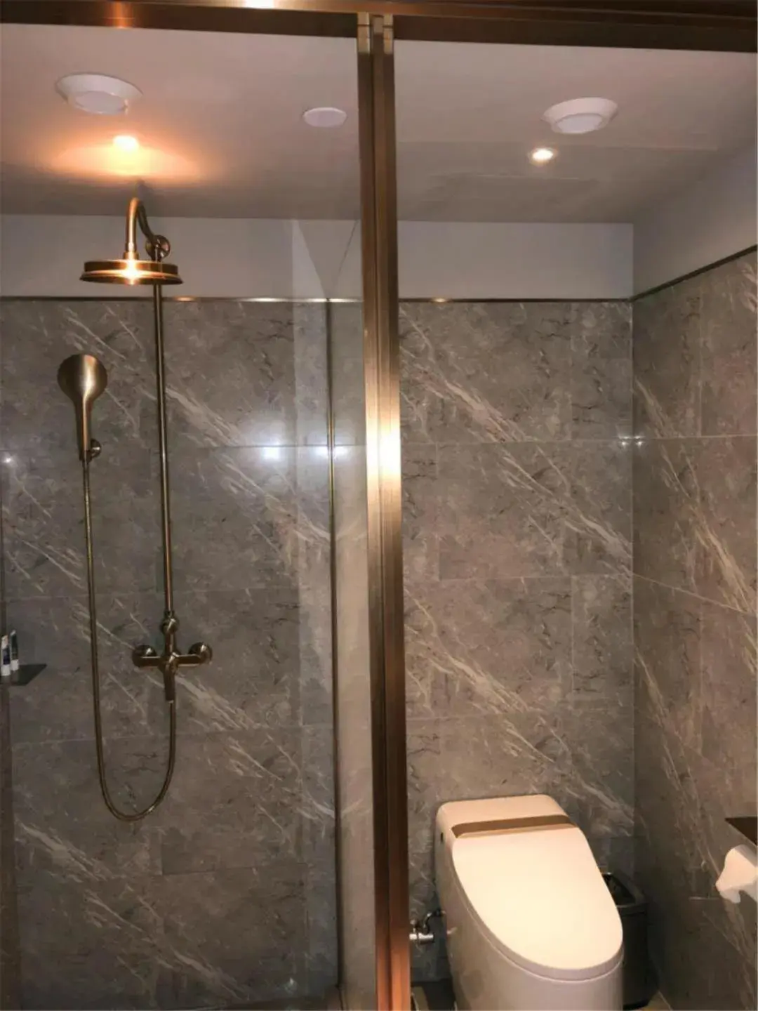 Executive Twin Room in Mercure Hangzhou West Lake Executive Twin Room in Mercure Hangzhou West Lake