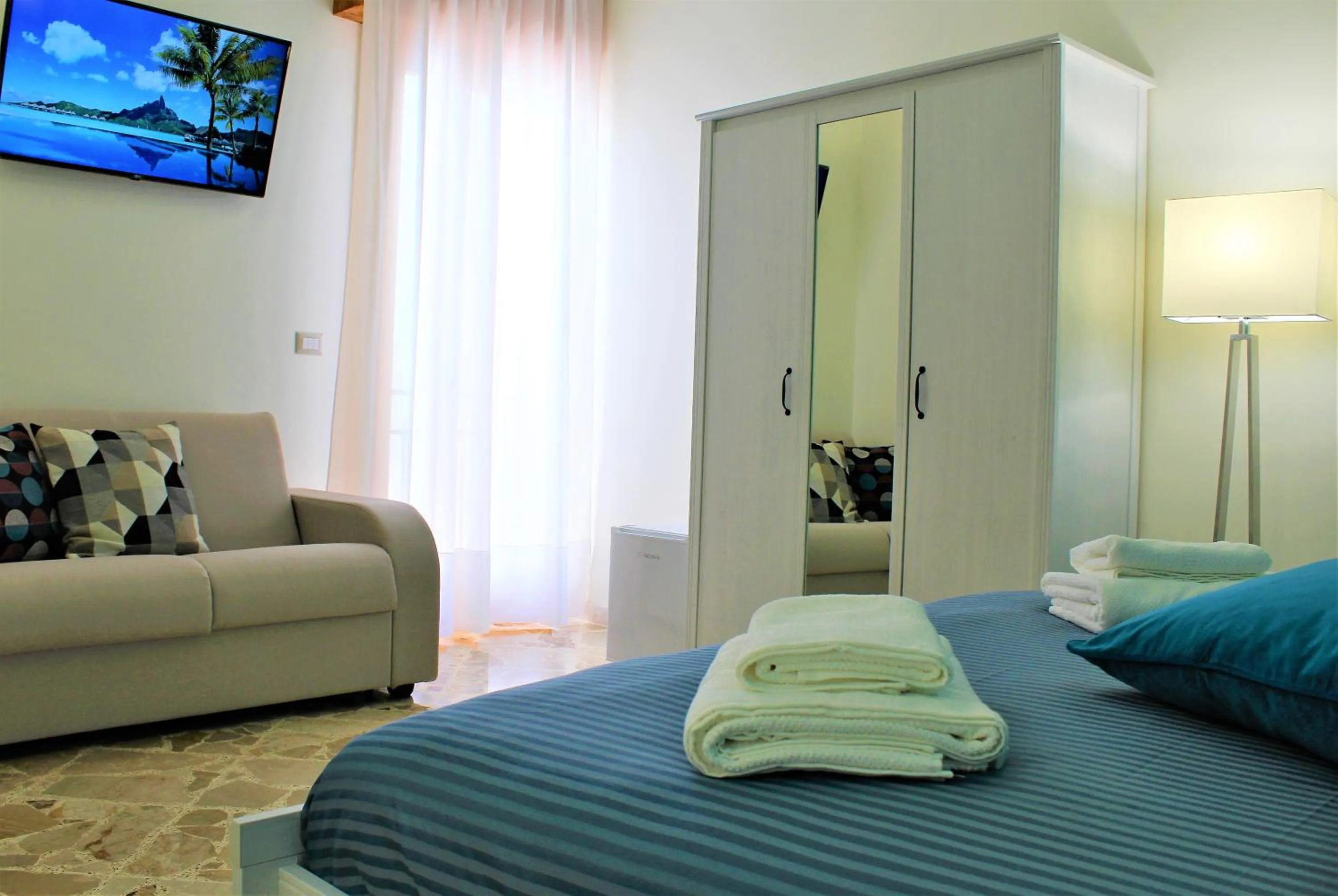 Photo of the whole room, Bed in La Chiave Rossa B&B