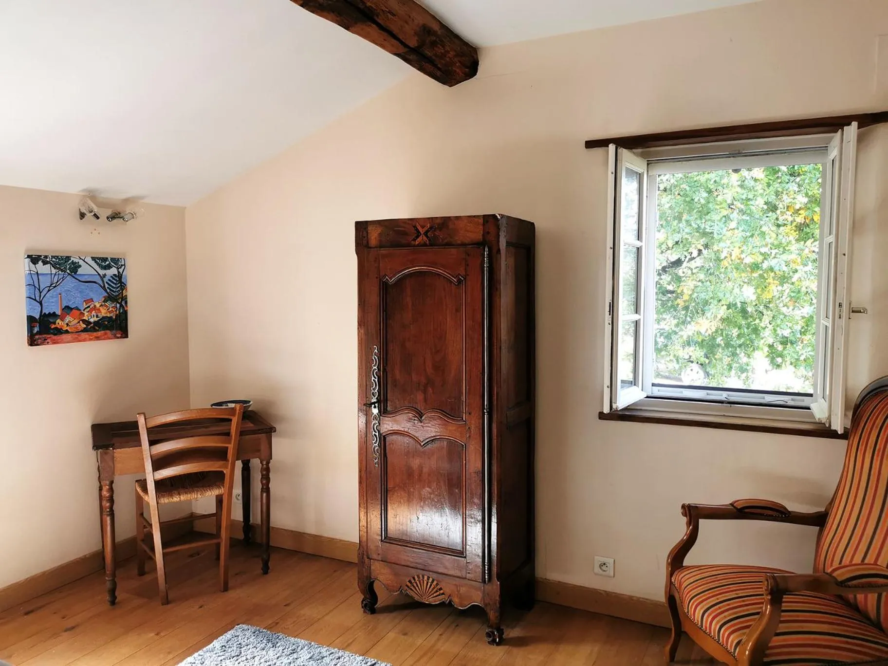 Bedroom in Les Jardins de Camelot