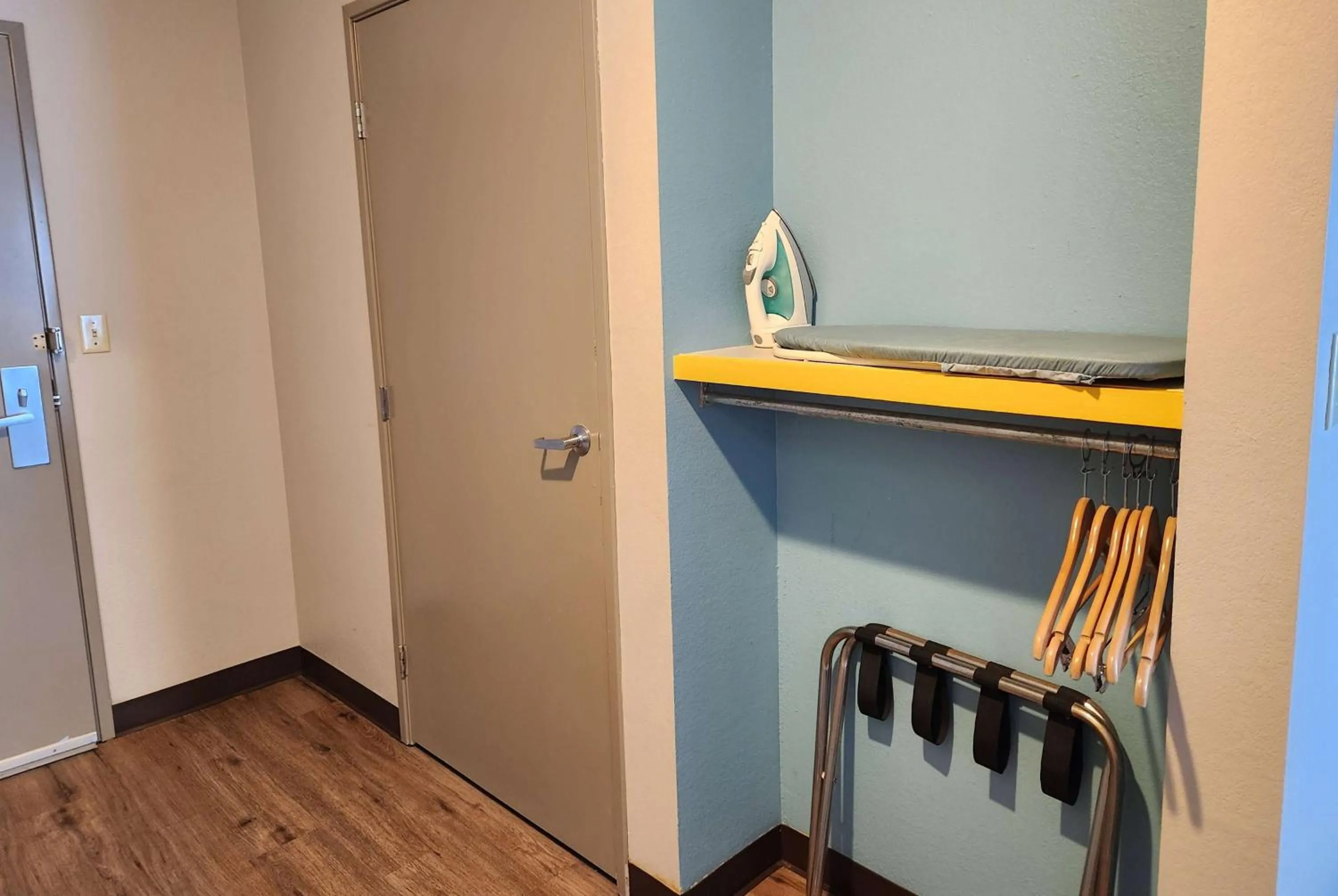 Photo of the whole room in Days Inn & Suites by Wyndham Thibodaux