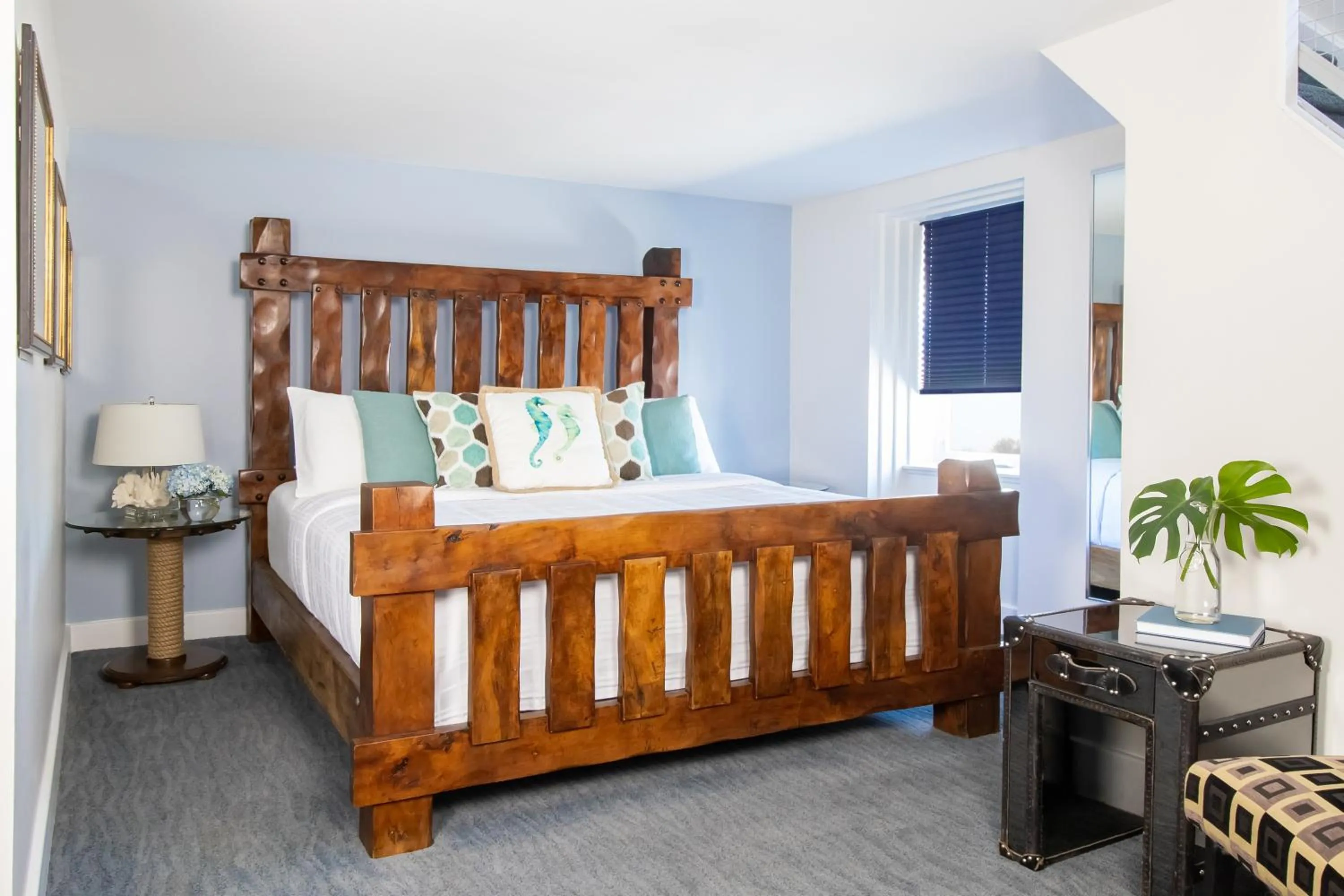 Bed in Retro Suites Hotel