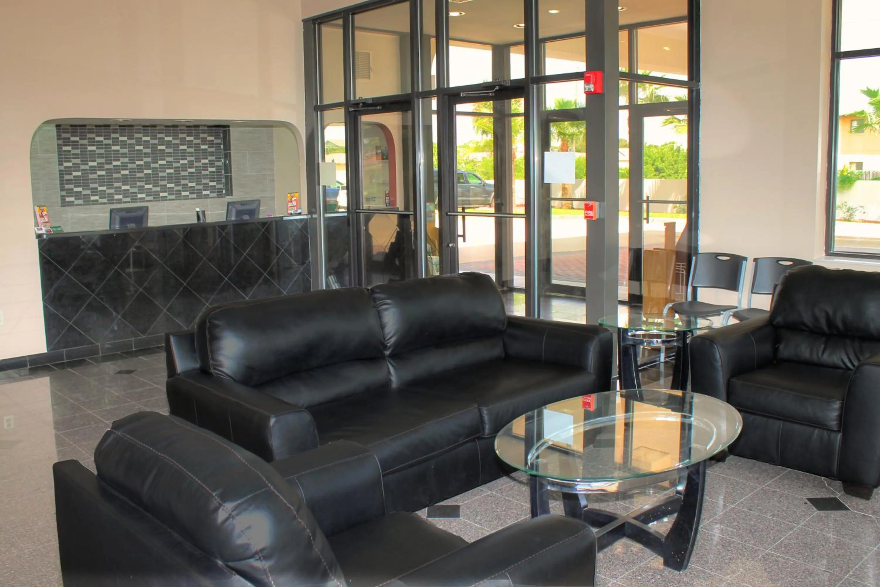 Lobby or reception in Regency Inn & Suites - Saint Augustine