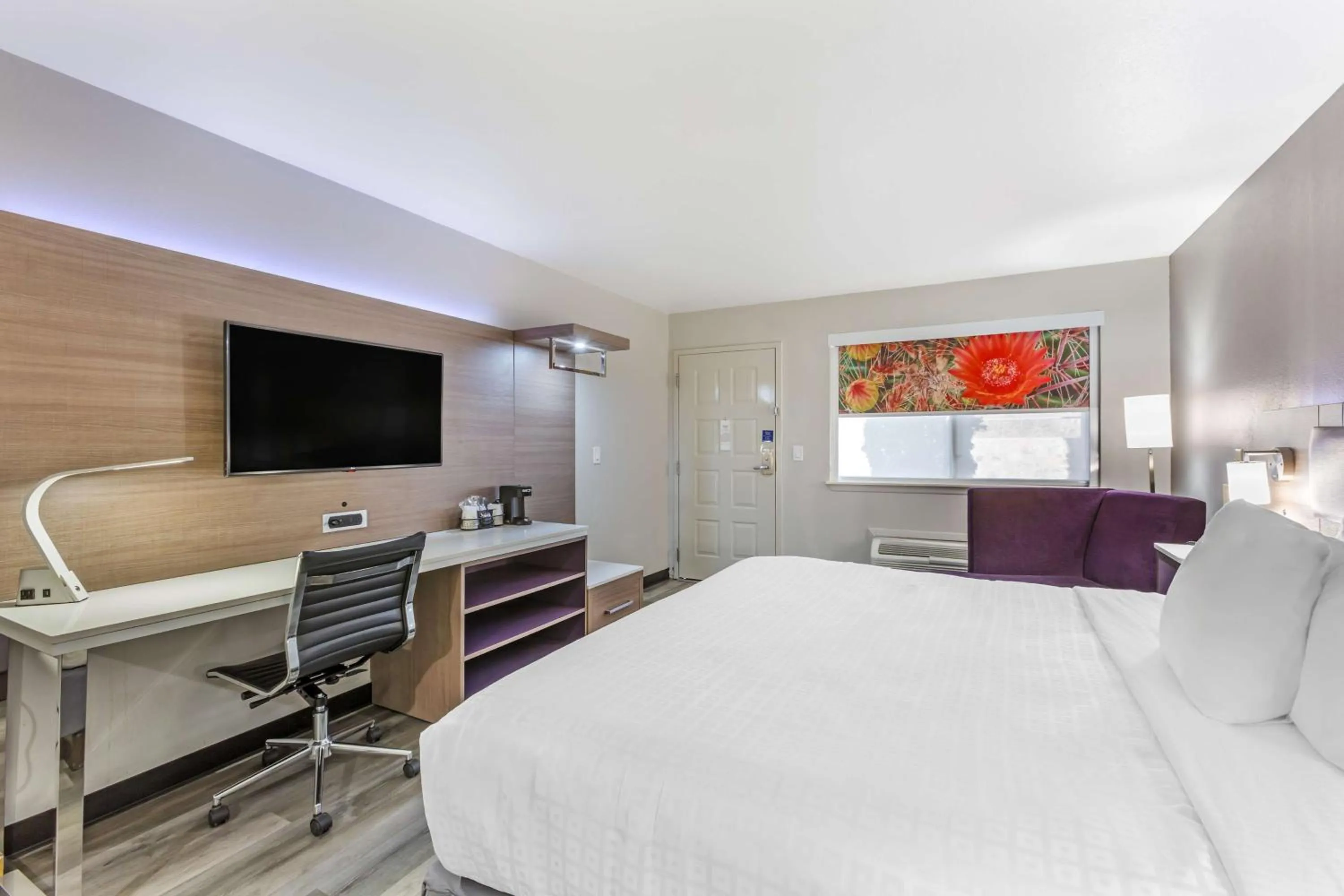 Bedroom, Bed in Best Western Sunland Park Inn