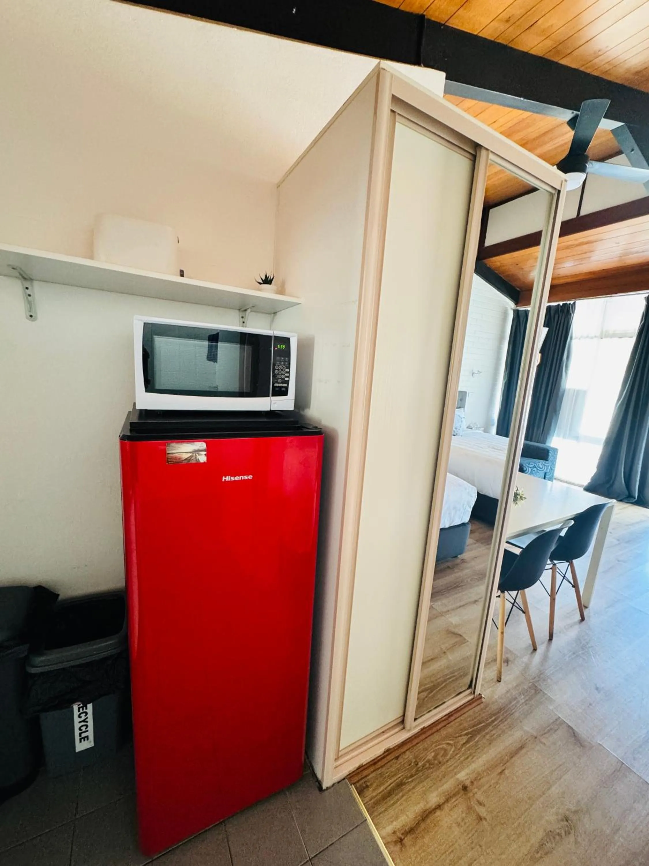 Kitchen or kitchenette in Jetty Motel The Entrance