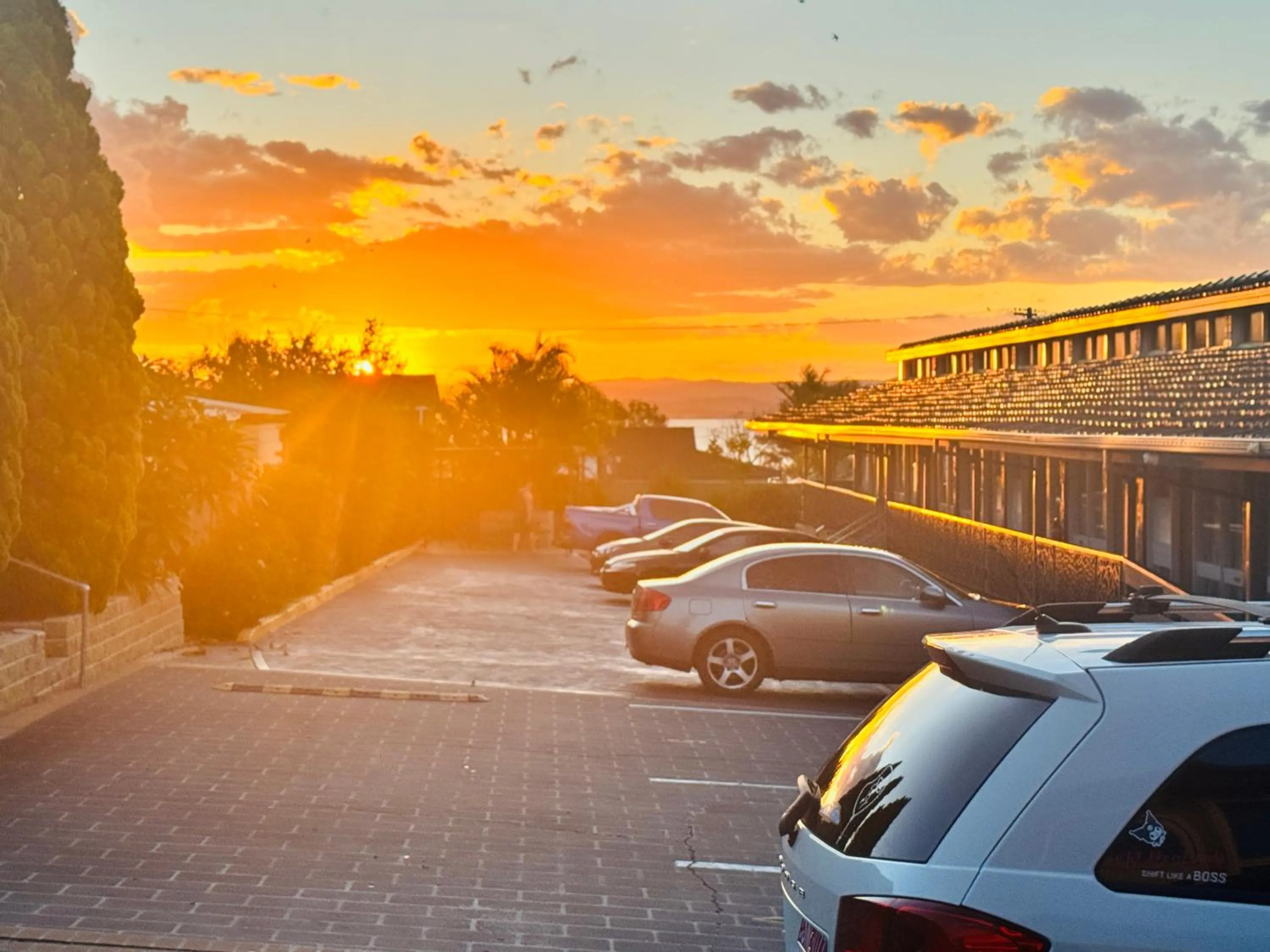 Sunset in Jetty Motel The Entrance