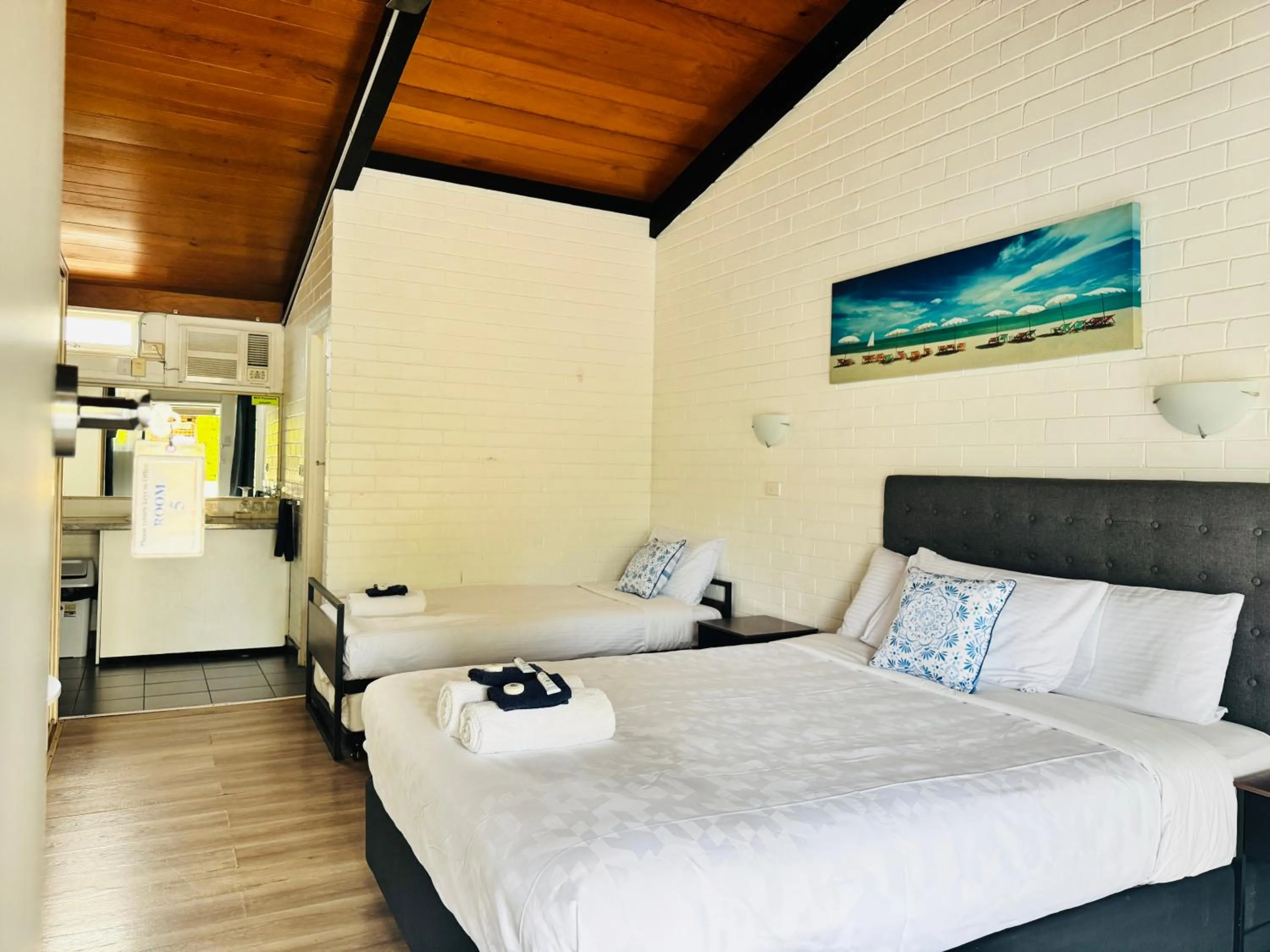 Bed in Jetty Motel The Entrance