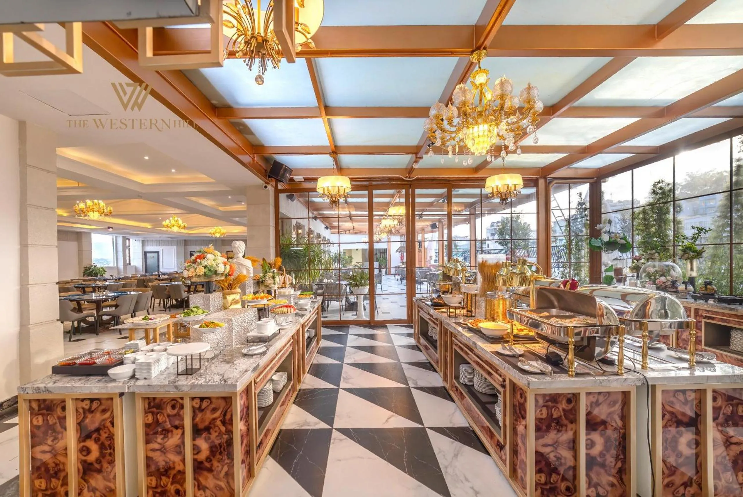 Restaurant/places to eat in River Prince Hotel