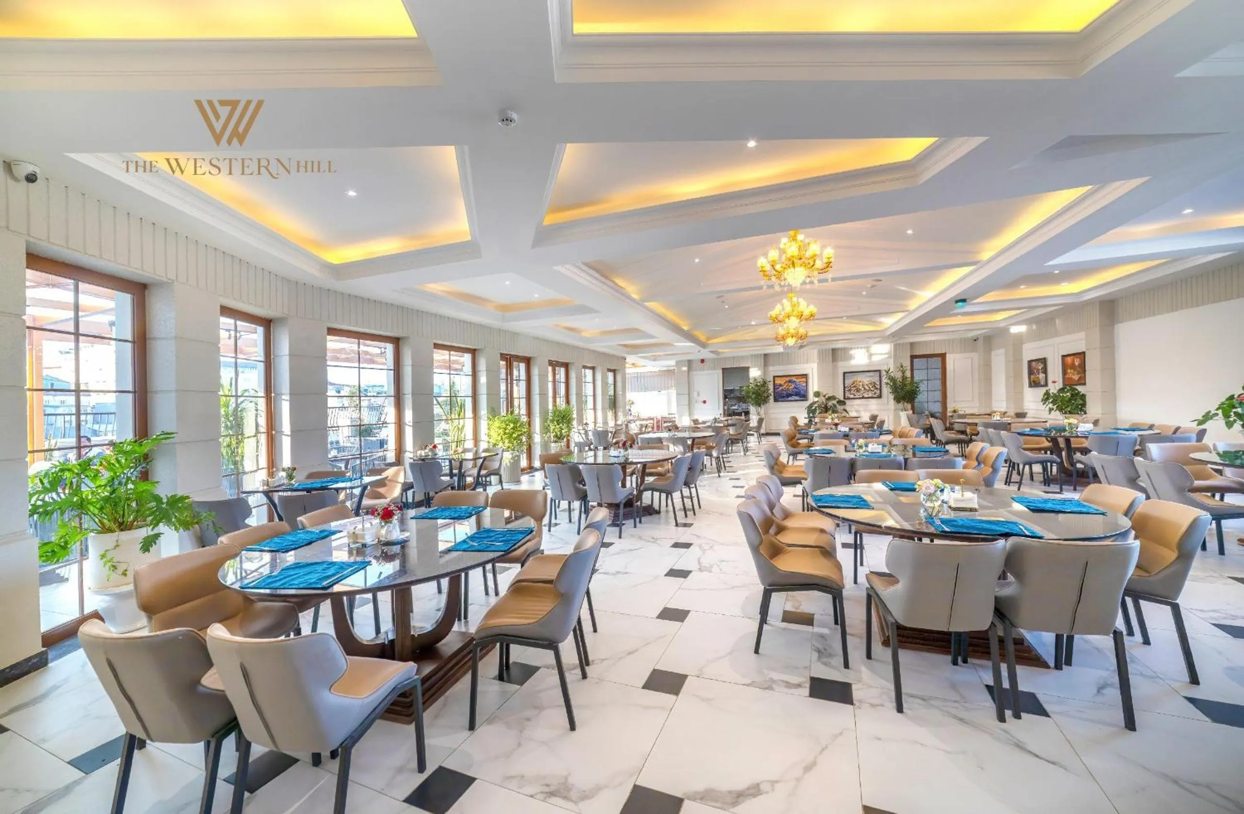 Restaurant/places to eat in River Prince Hotel