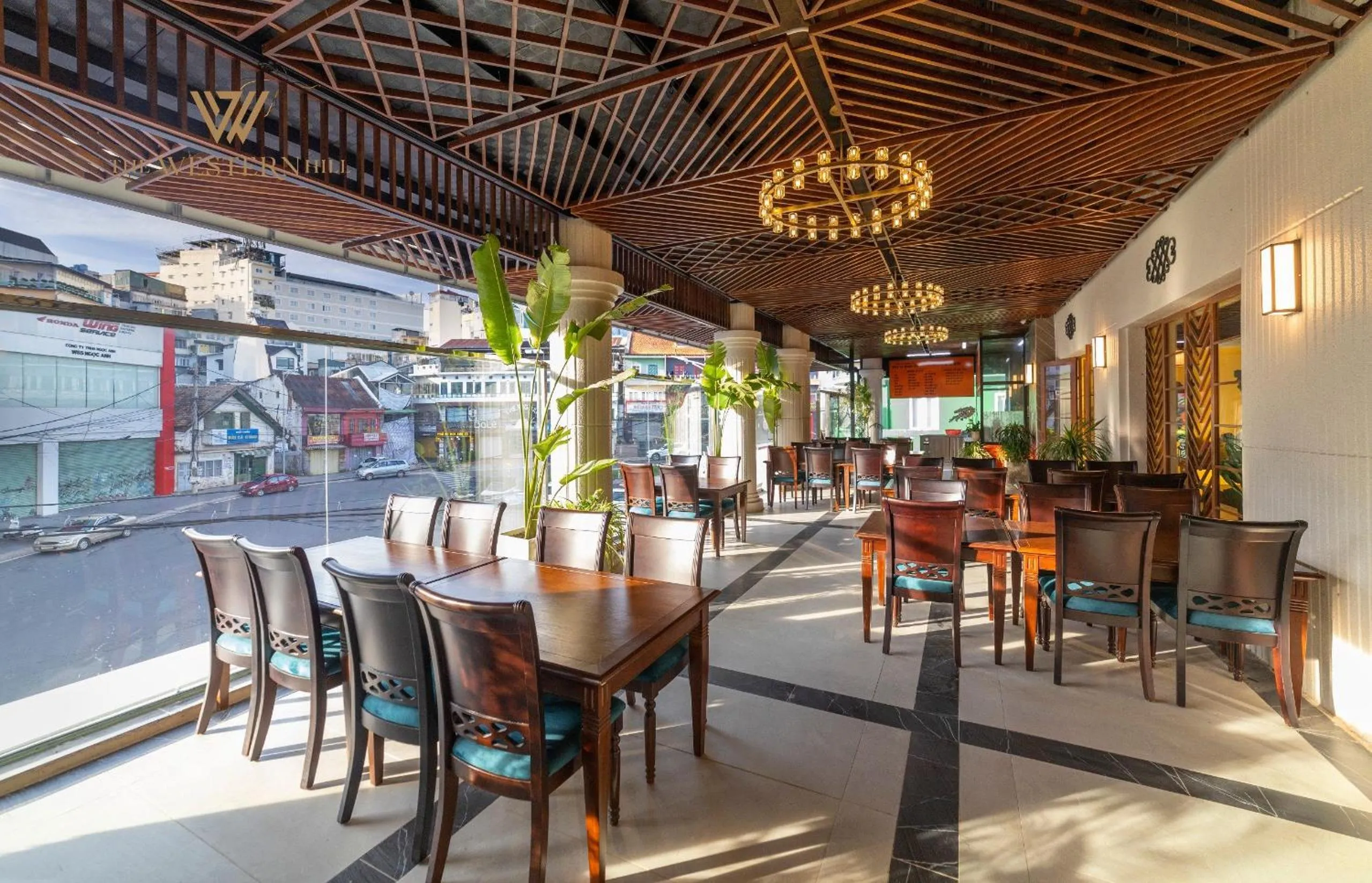 Restaurant/places to eat in River Prince Hotel